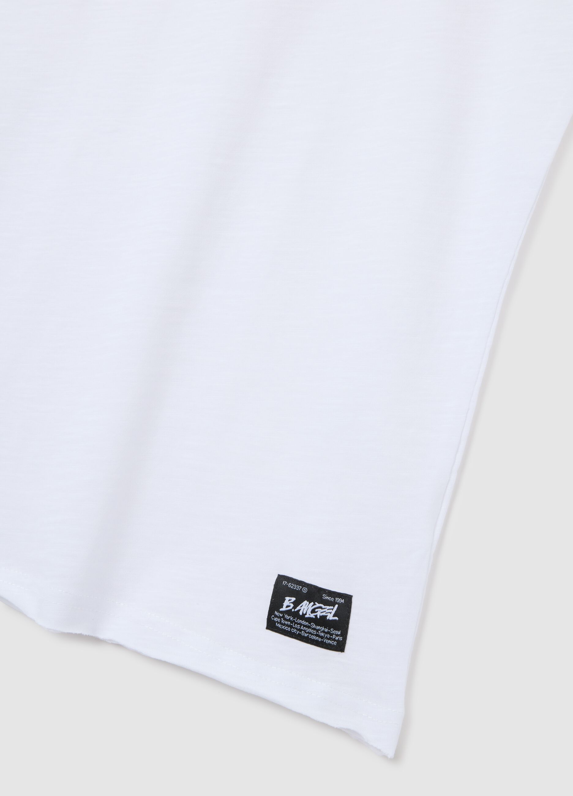 Men's regular fit white pure cotton T-shirt