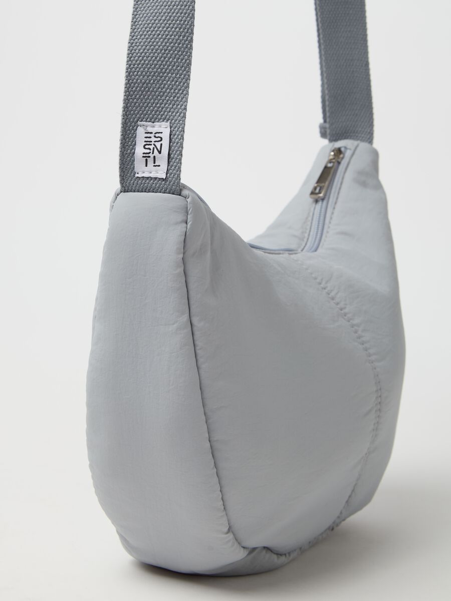 Essential large half-moon bag with shoulder strap_2