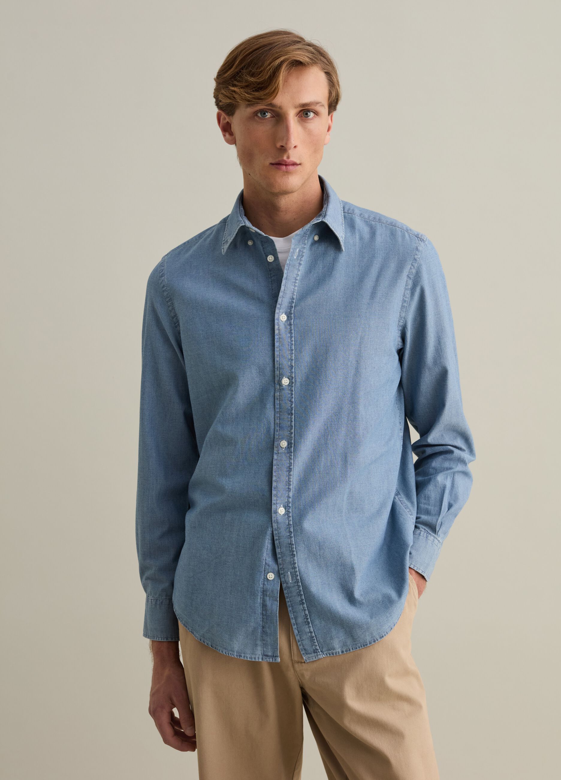 Camicia regular fit in cotone chambray