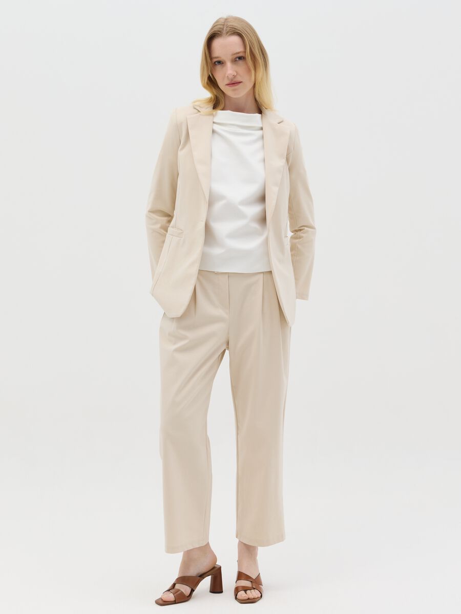 Beige trousers with darts_0