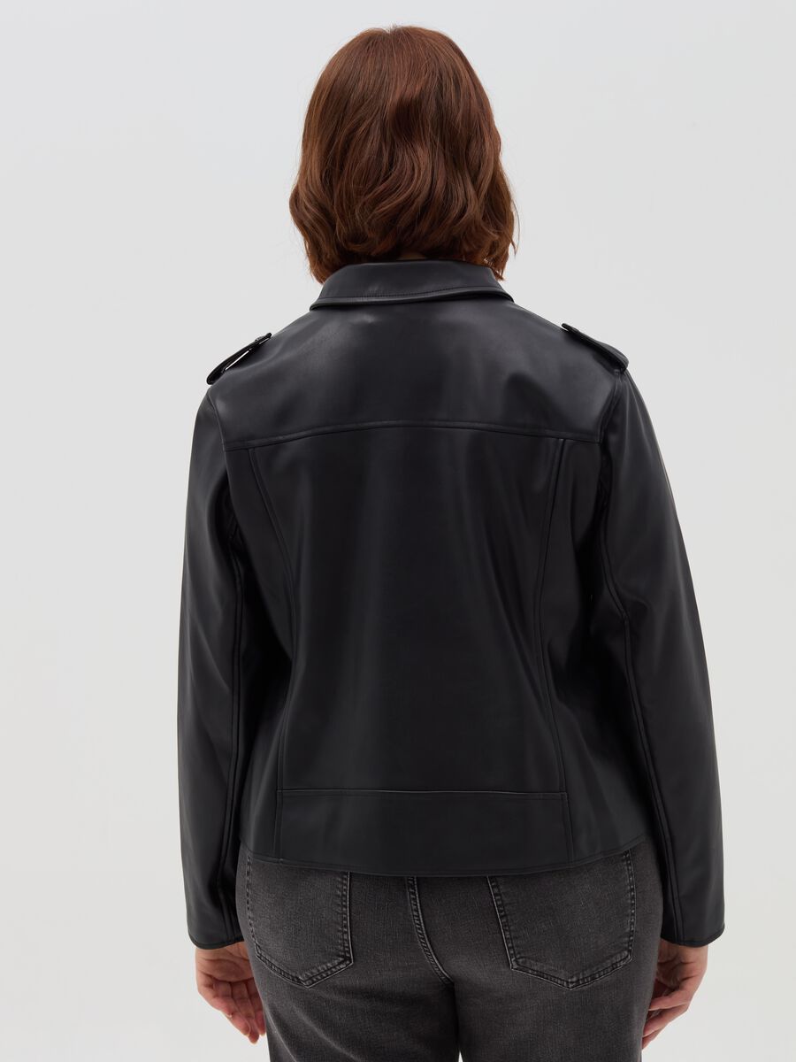 Curvy glossy-effect biker jacket with zip_3