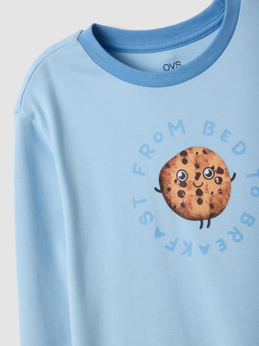 Light blue organic cotton pyjamas with biscuit print_2