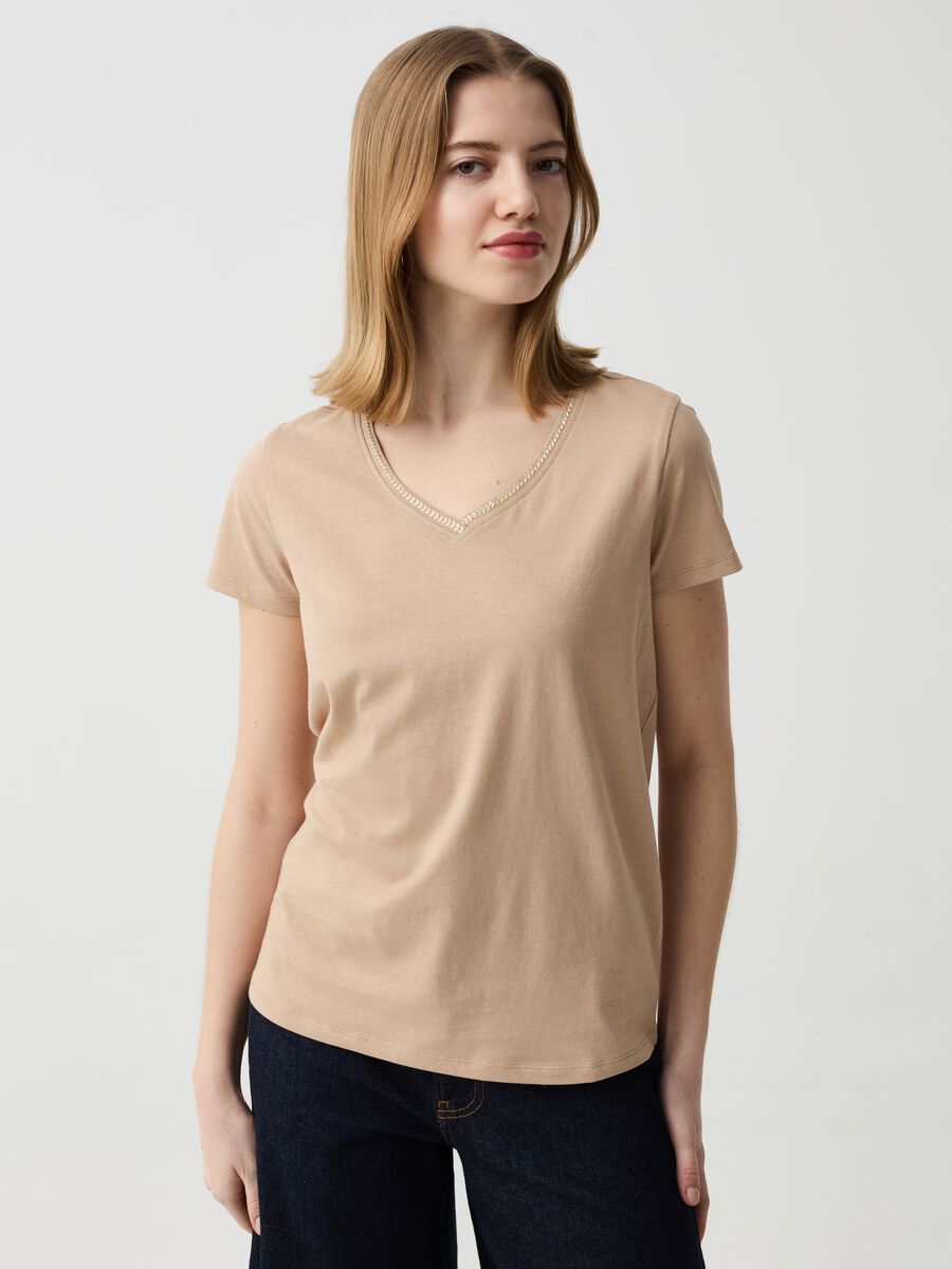T-shirt with V neck and lurex embroidery_0