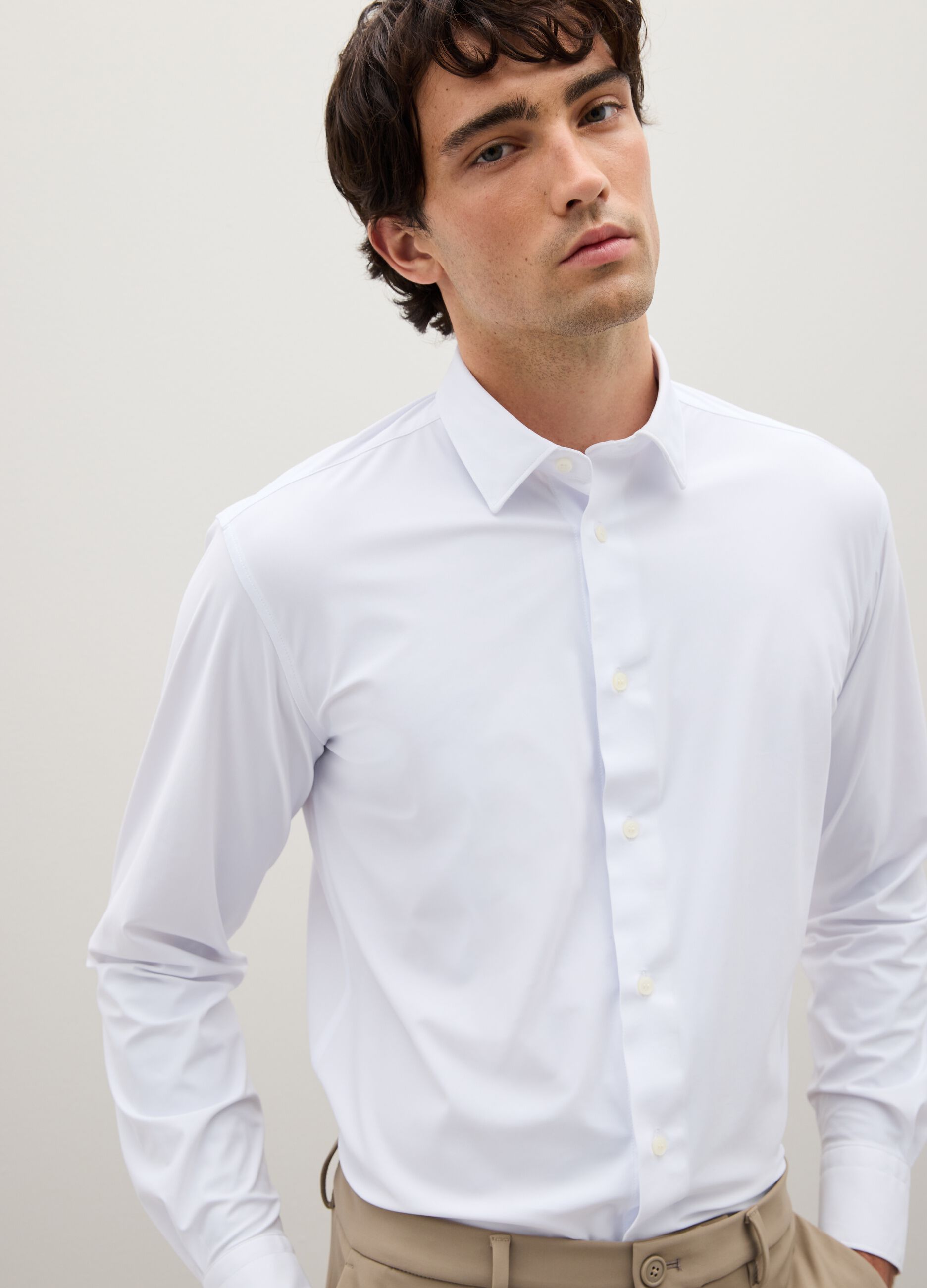 White slim fit stretch fabric shirt