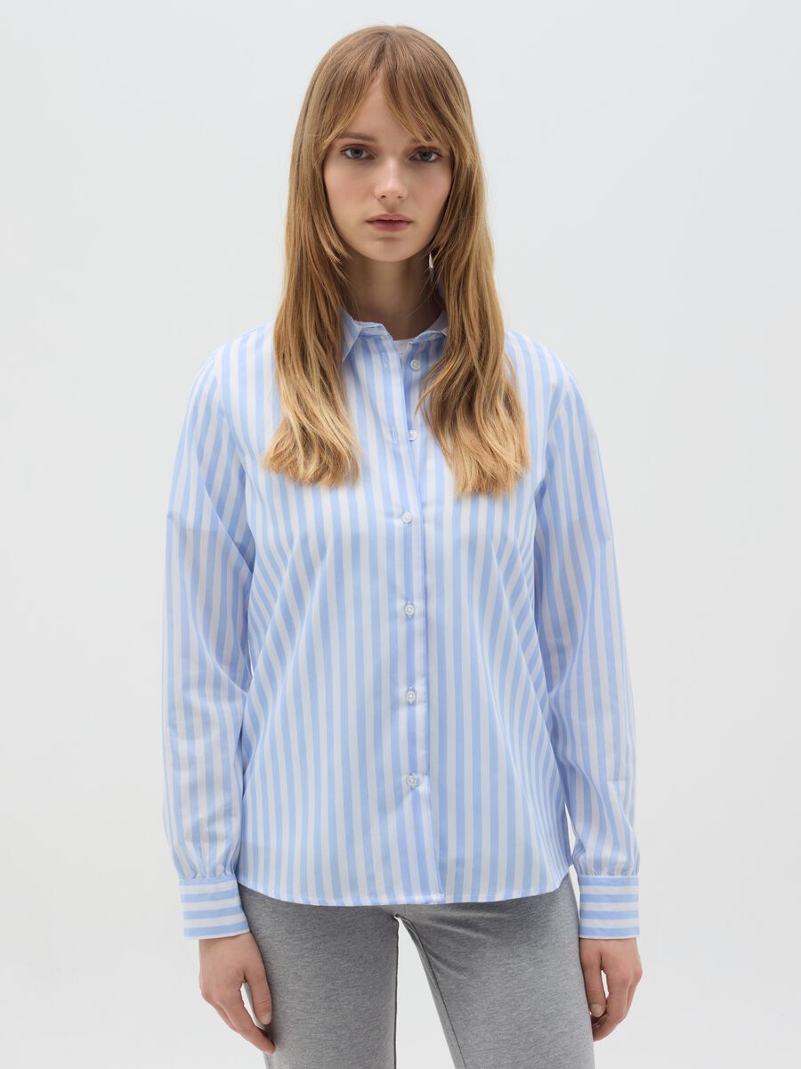 Shirt with striped pattern_0