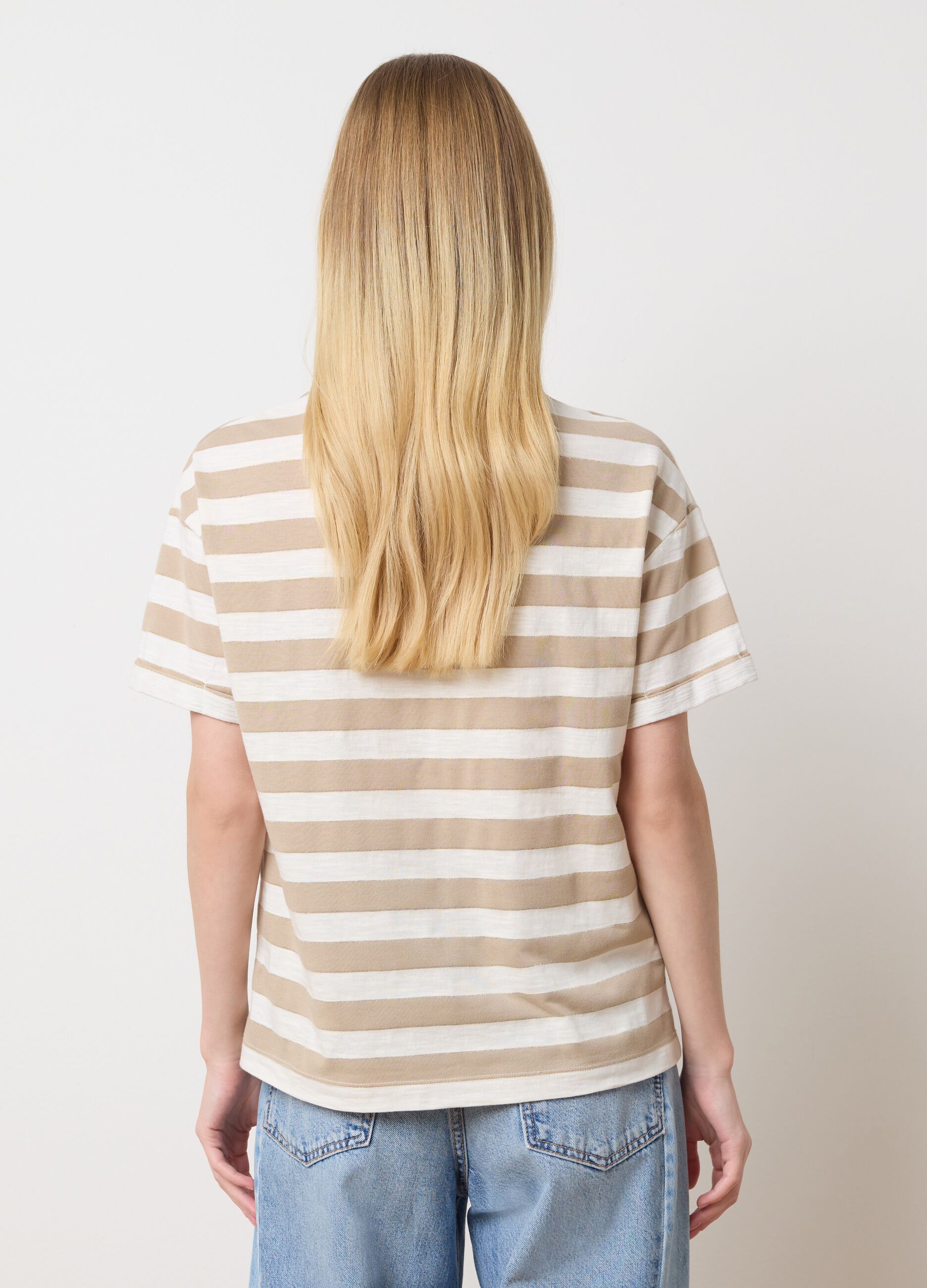 T-shirt with white and beige lurex stripes
