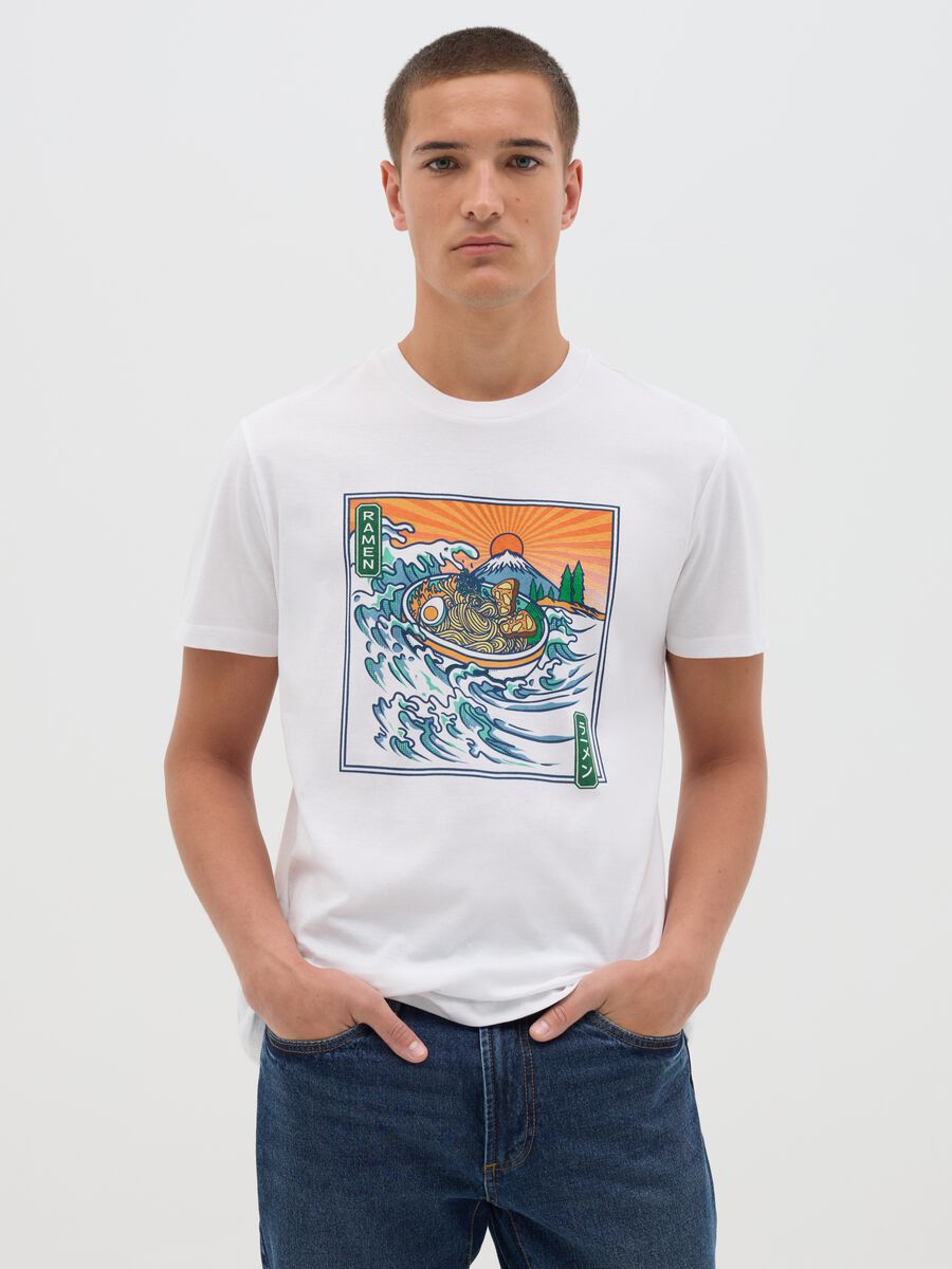 White cotton T-shirt with ramen print_0