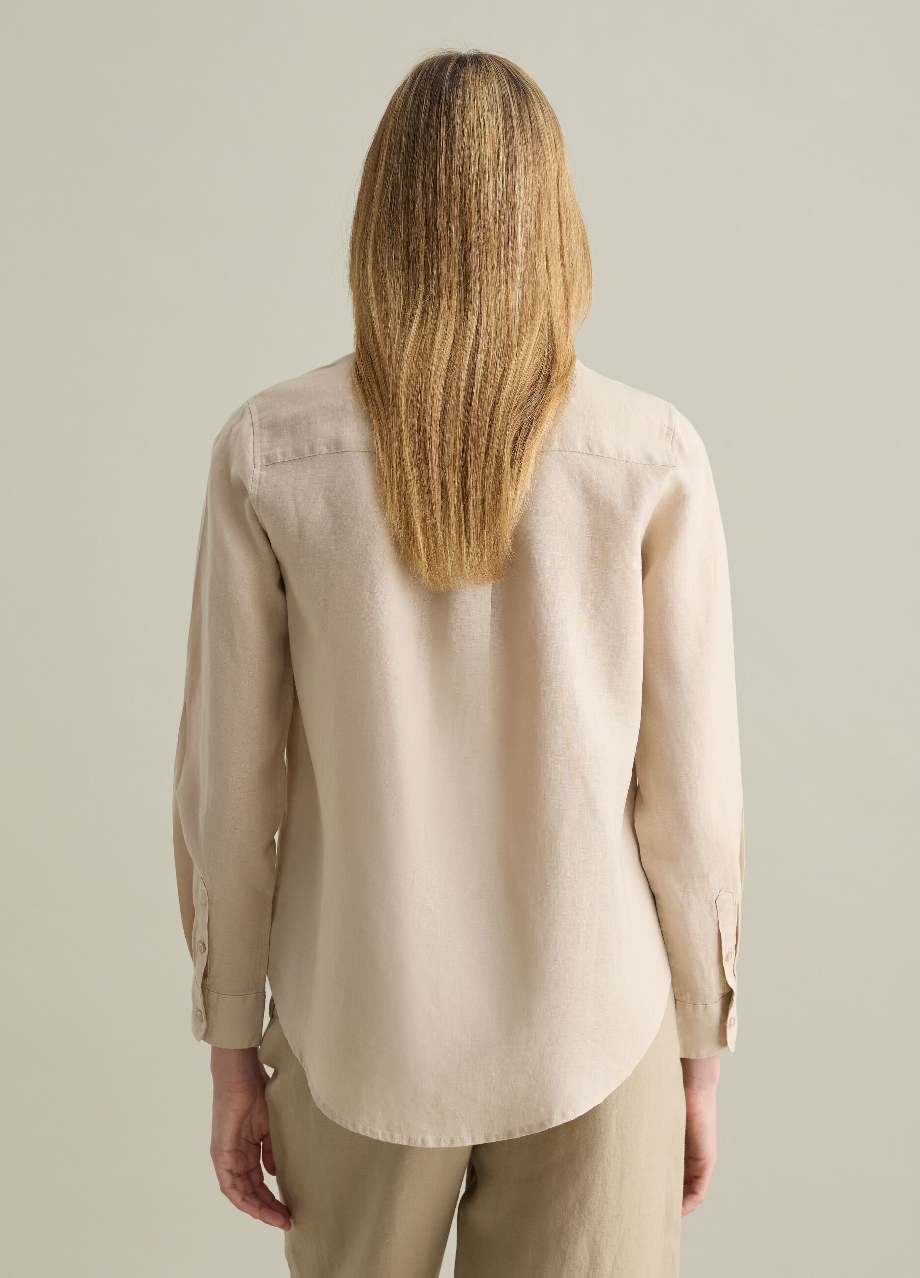 Camicia regular fit in lino beige