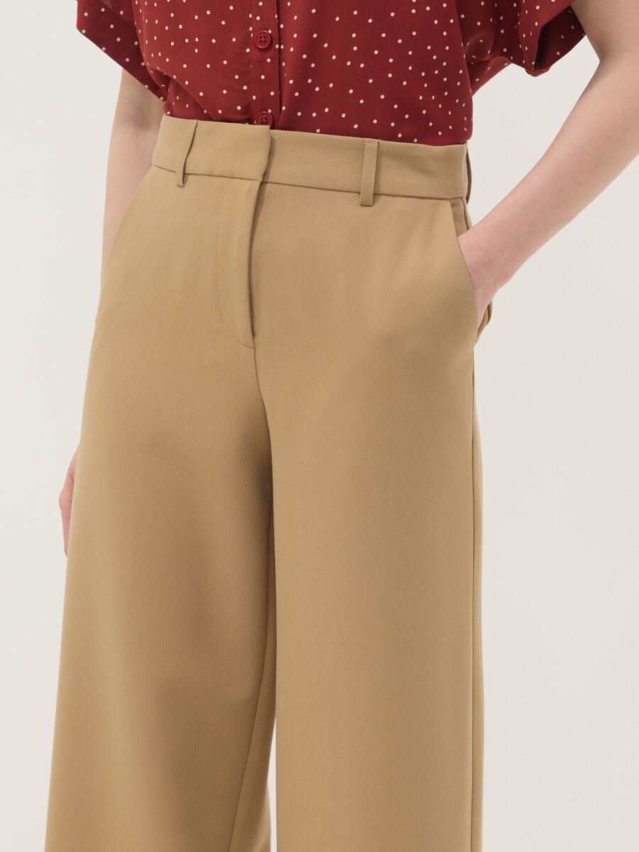 Pantaloni beige dritti in viscosa elasticizzato_3