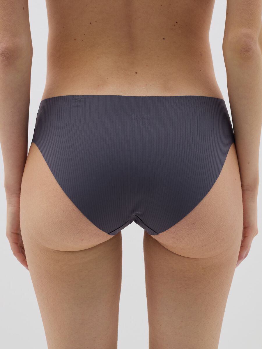 Seam-free ribbed briefs_2
