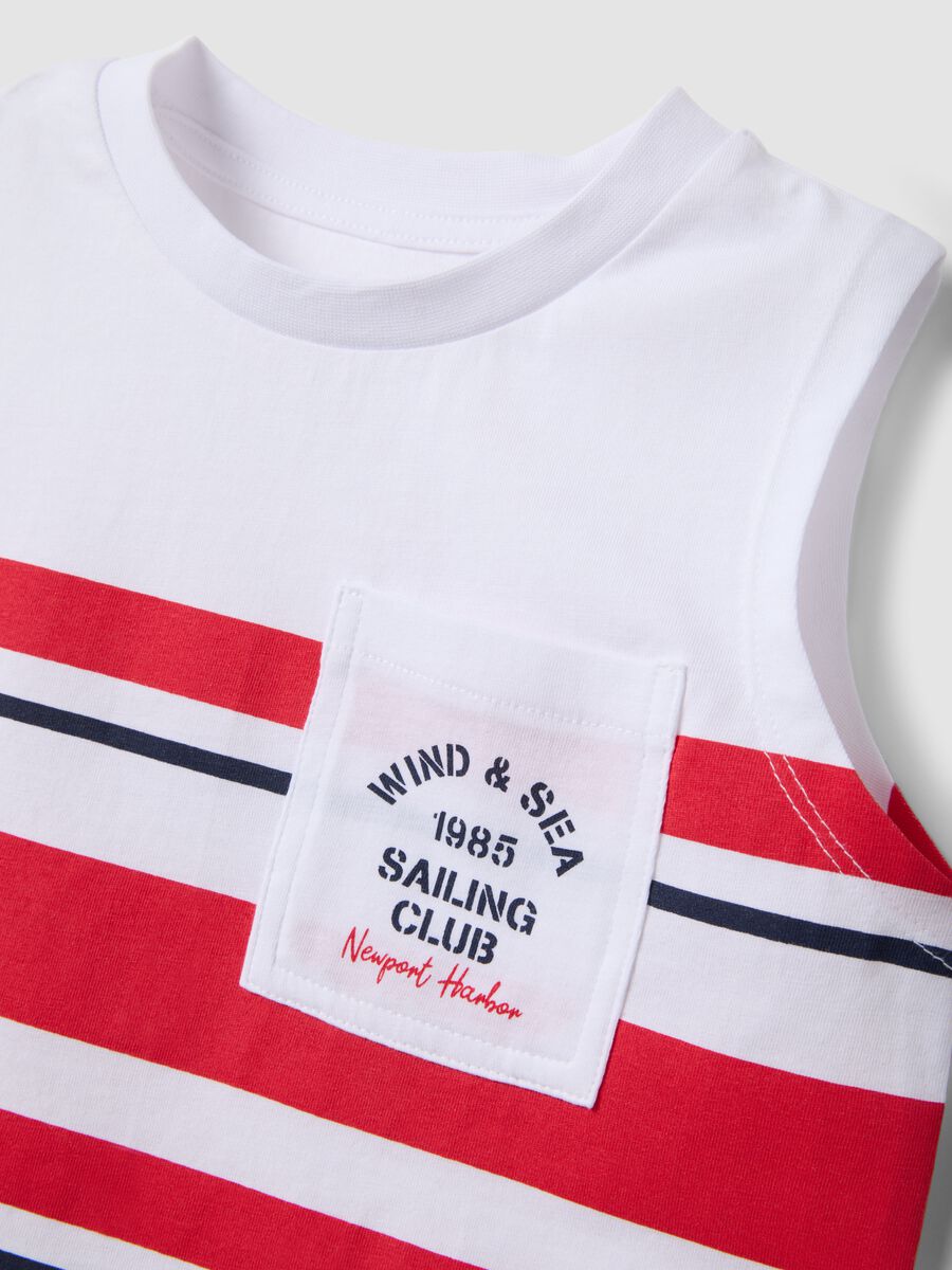 Canottiera bianca a righe rosse in puro cotone da bambino regular fit_2