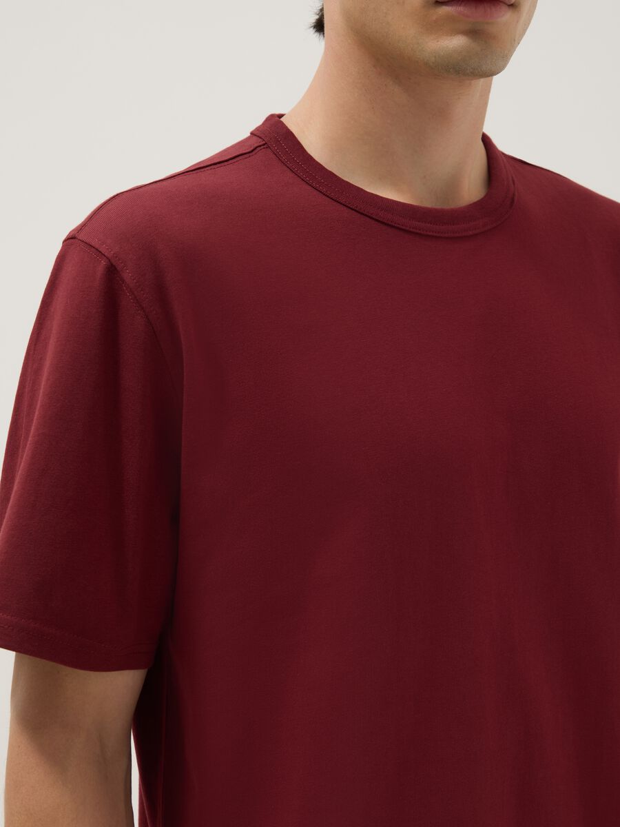 T-shirt girocollo in puro cotone rosso relaxed fit_3