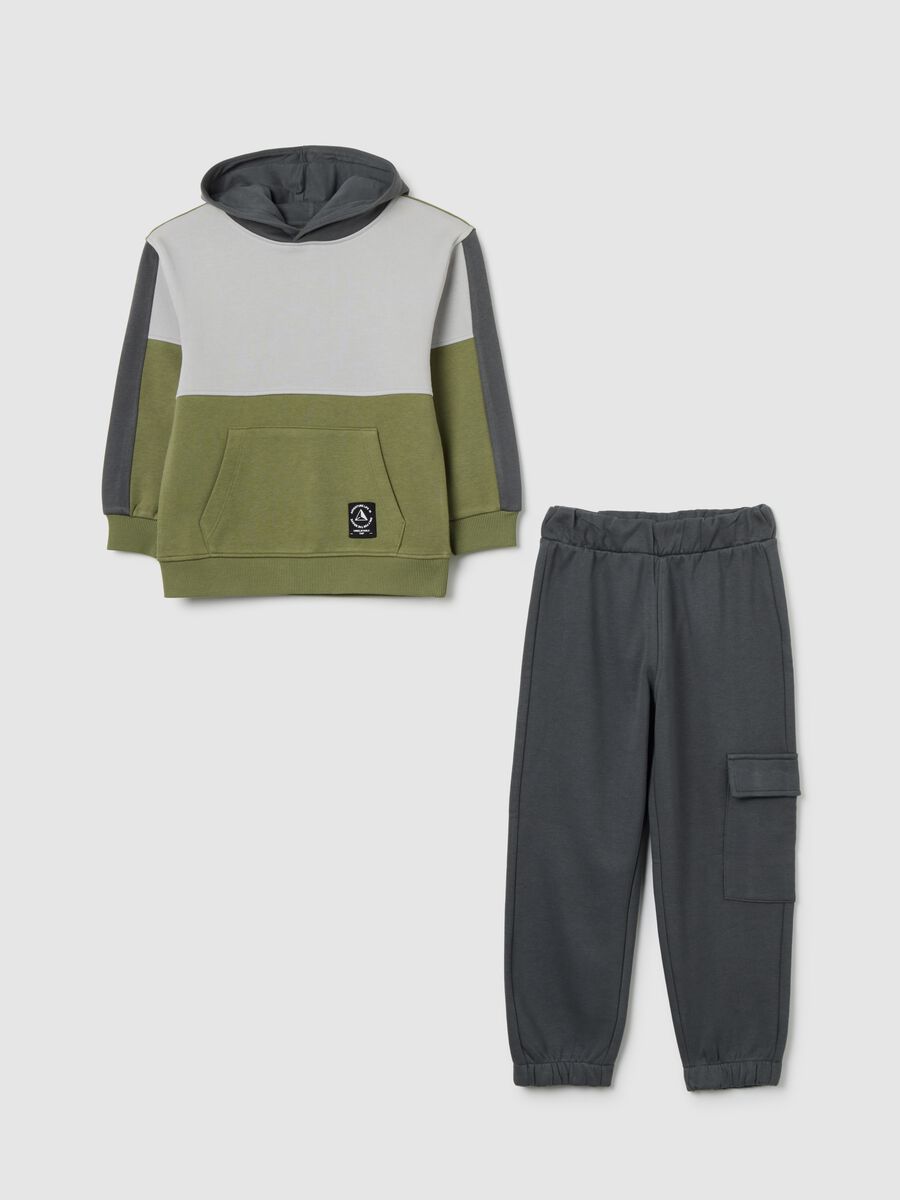 Green hooded cotton blend outfit_0