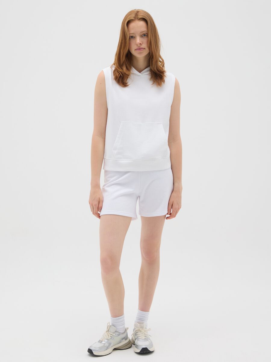 Women's white cotton blend shorts regular fit_0