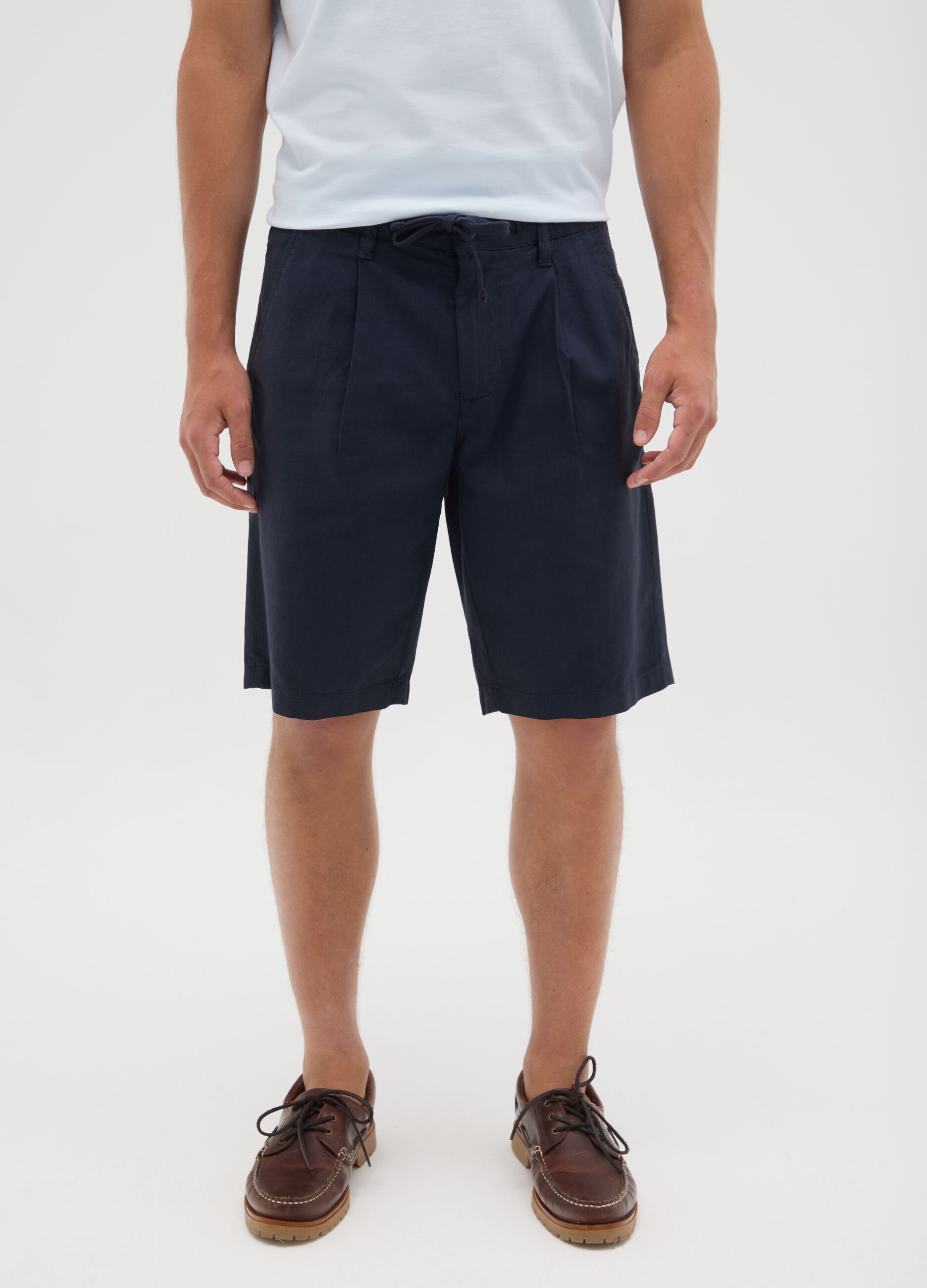 Short da uomo in misto lino blu regular fit