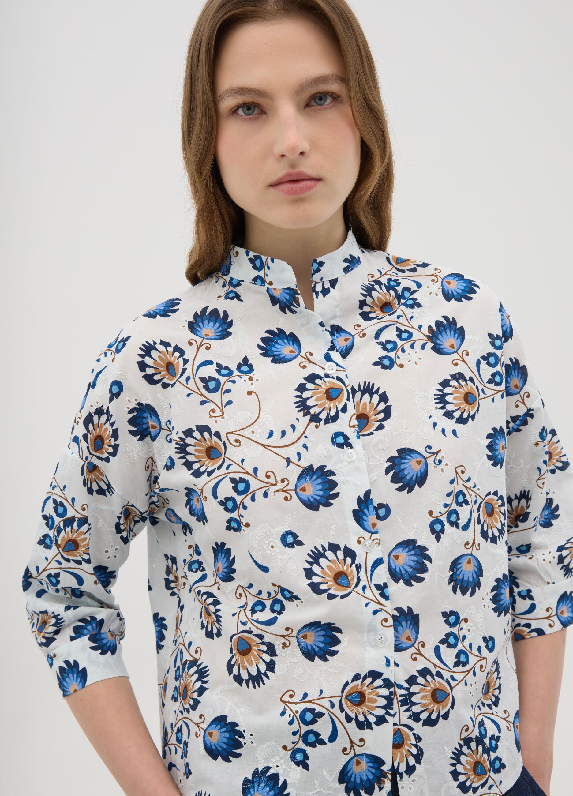 Multicolour regular fit women's shirt in pure cotton