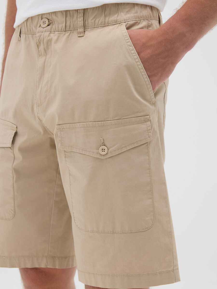 Men's green cotton regular fit shorts_2