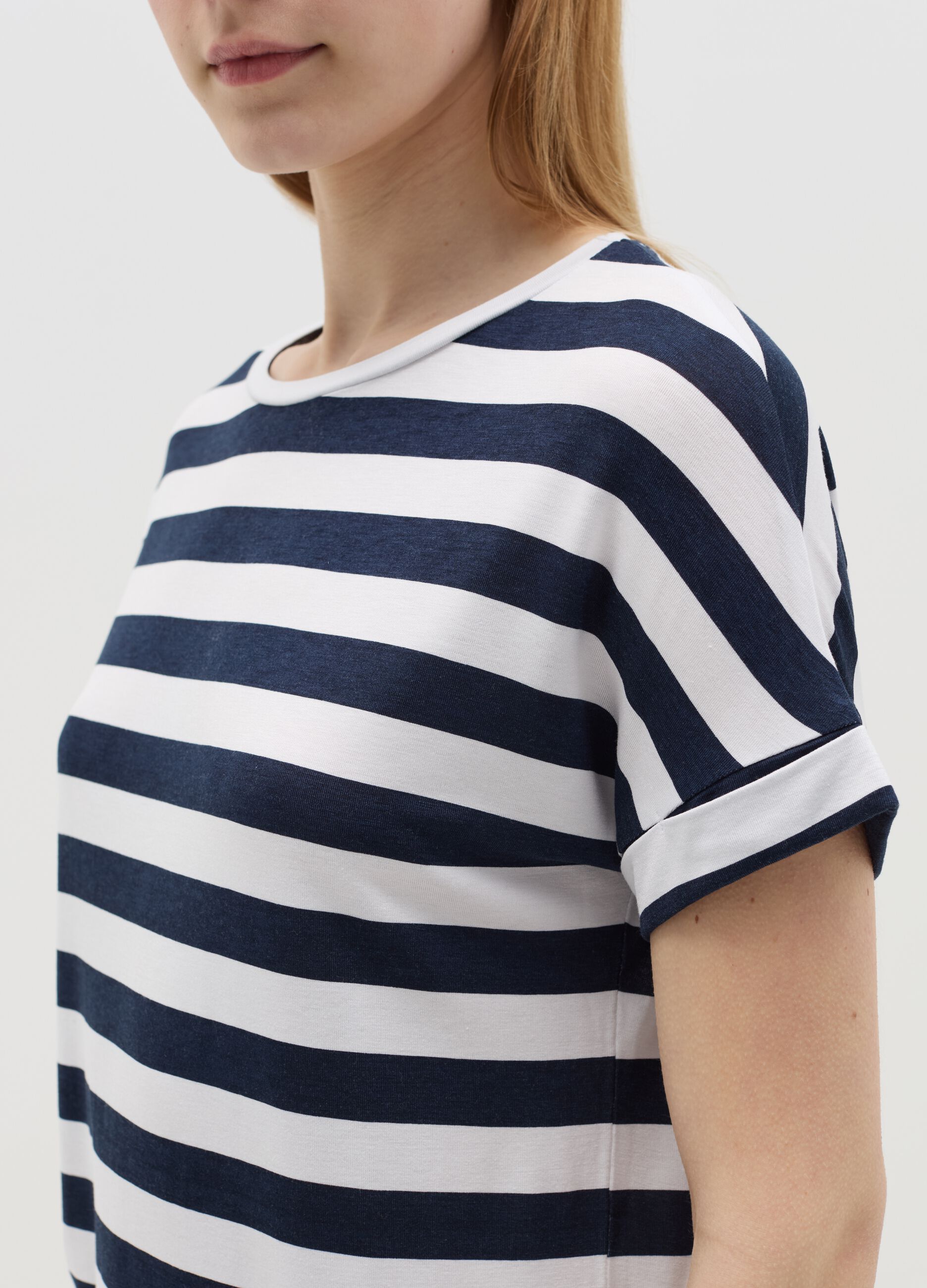 Blue and white striped T-shirt with short sleeves