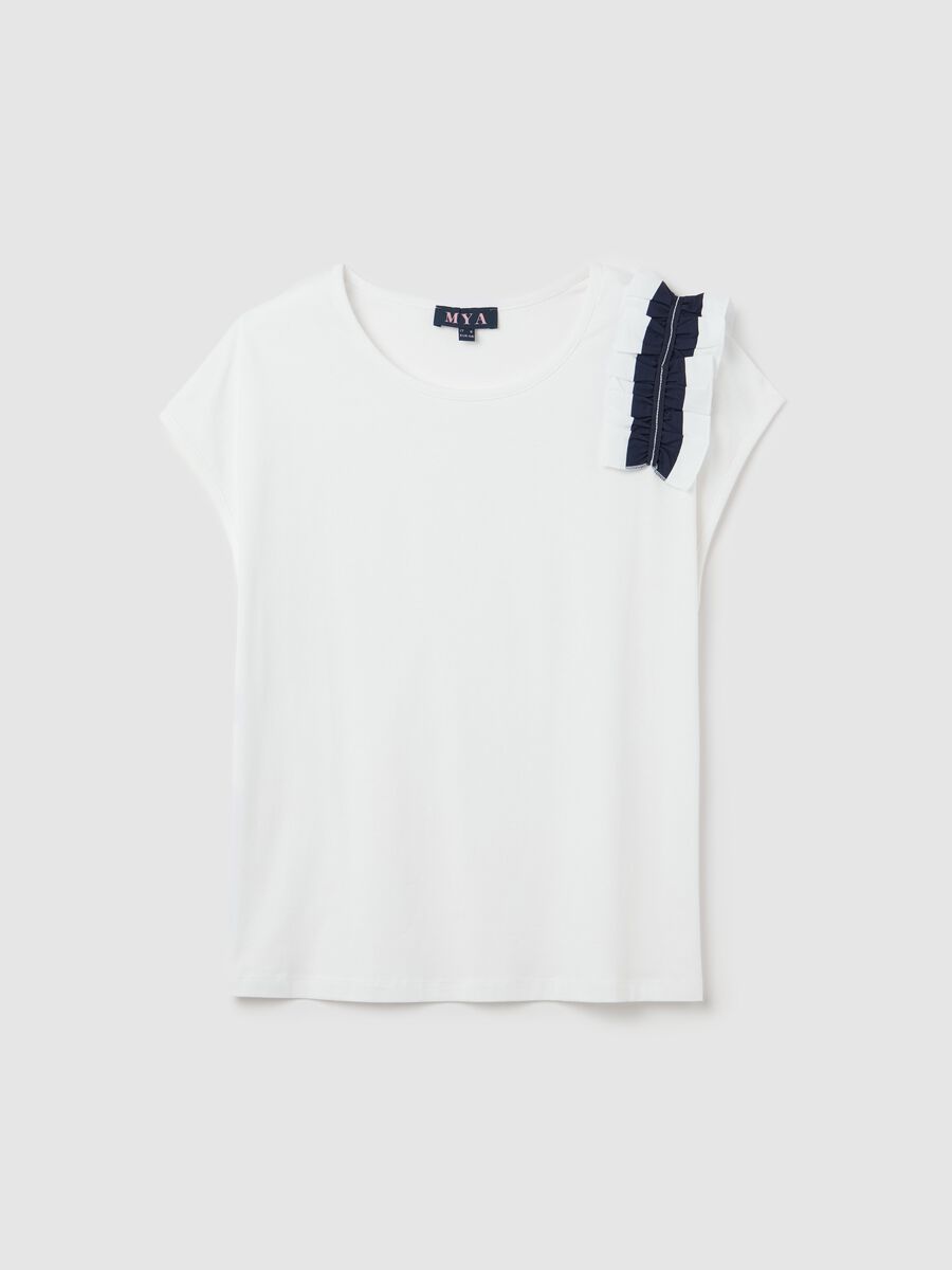 White T-shirt with flounce embellishments Mya_4