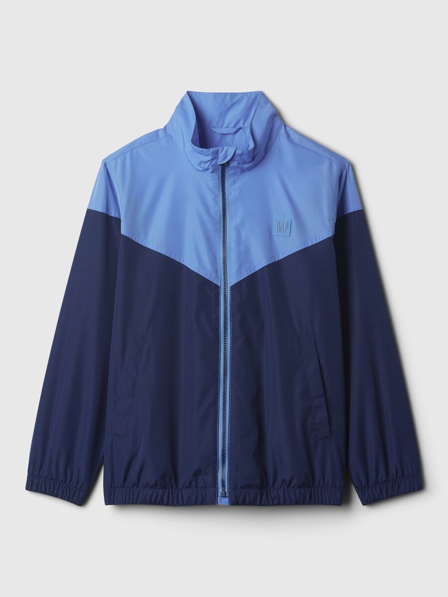 Two-tone windbreaker with logo patch_3