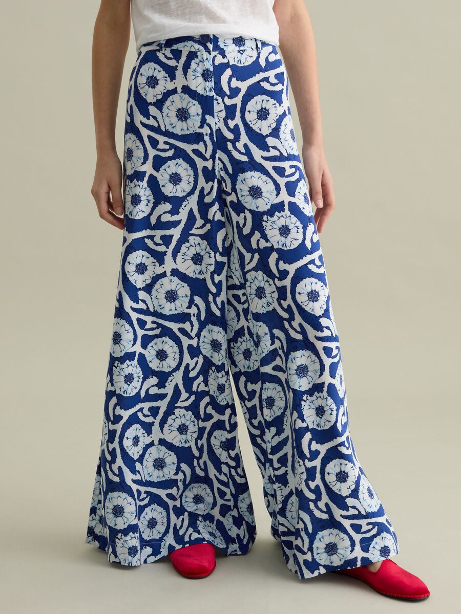 Viscose palazzo trousers with graphic print_1