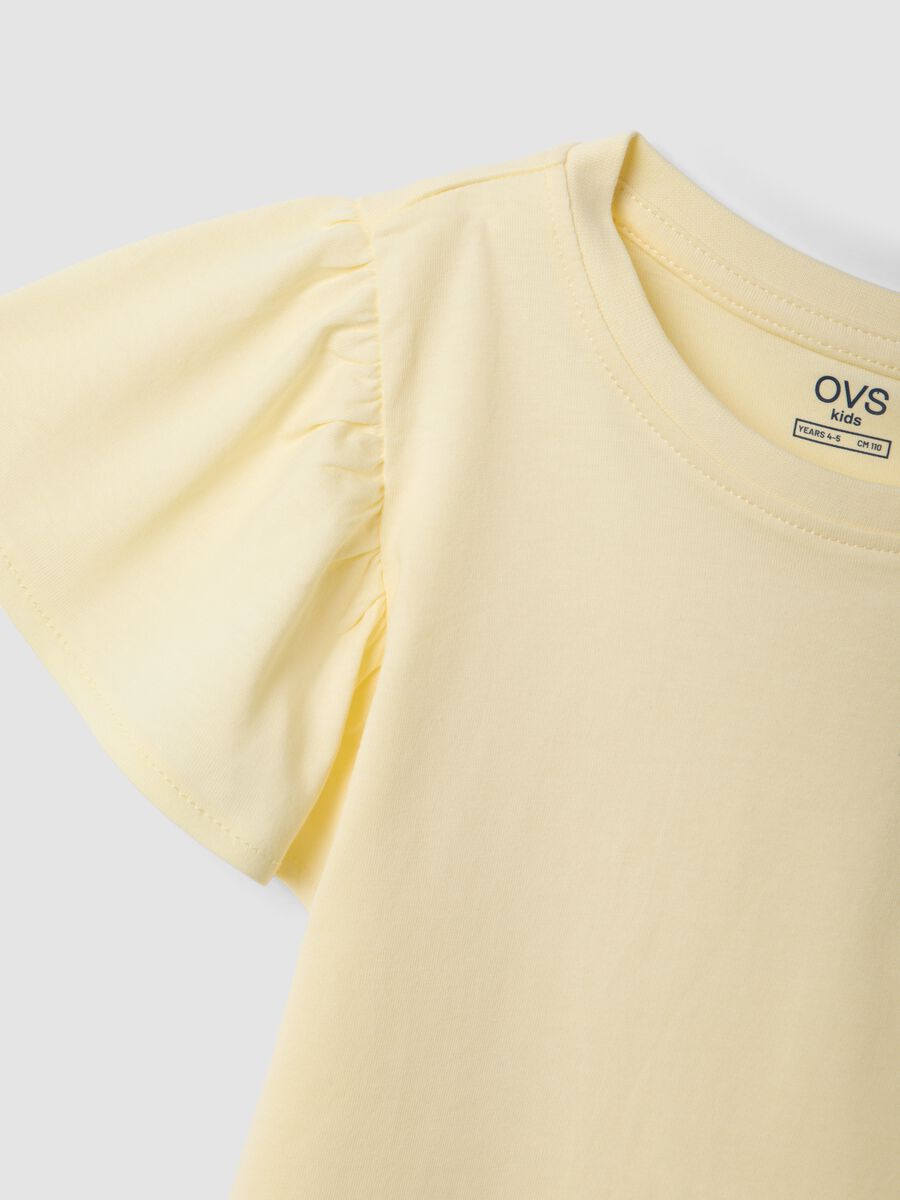 T-shirt in puro cotone gialla da bambina regular fit con stella_3