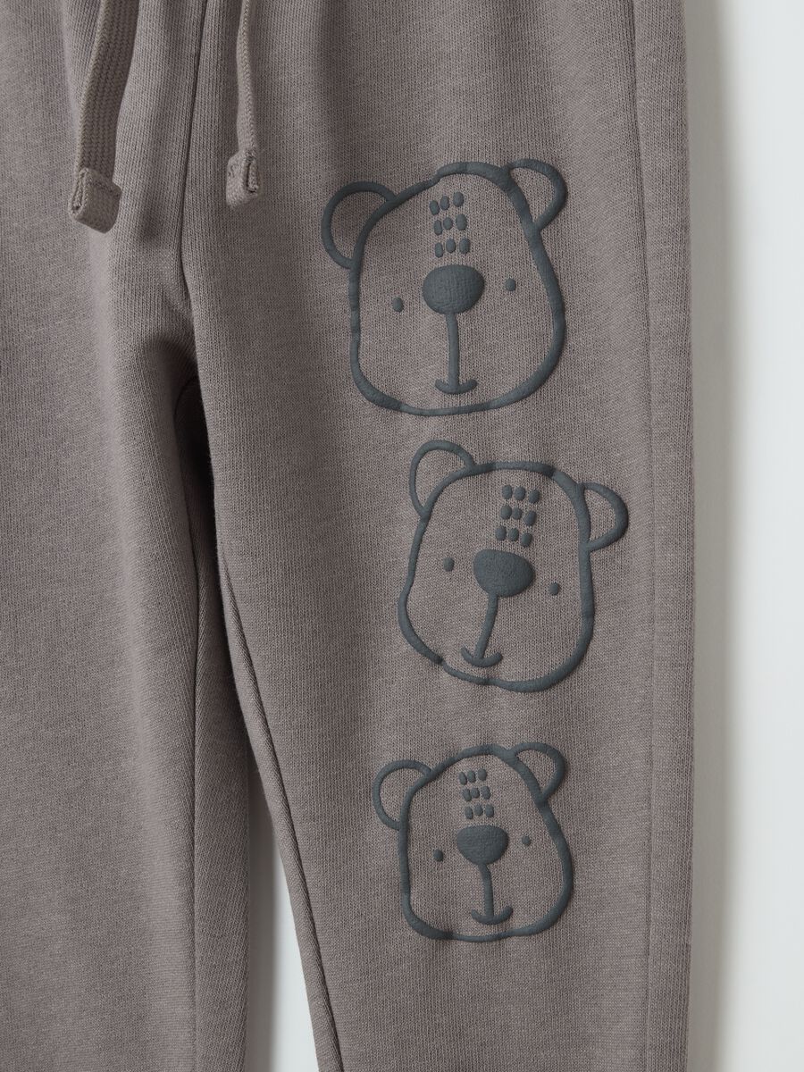Joggers with drawstring and bear print_3