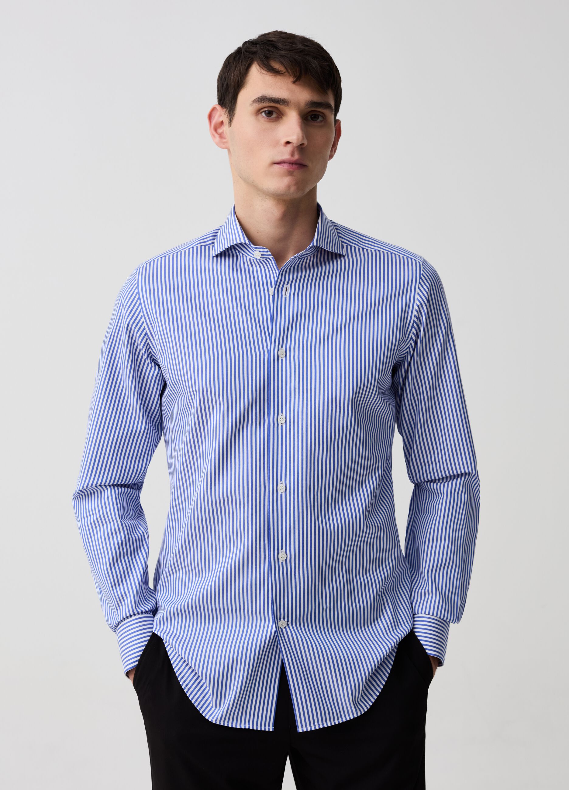 Slim-fit shirt in double-twist striped cotton