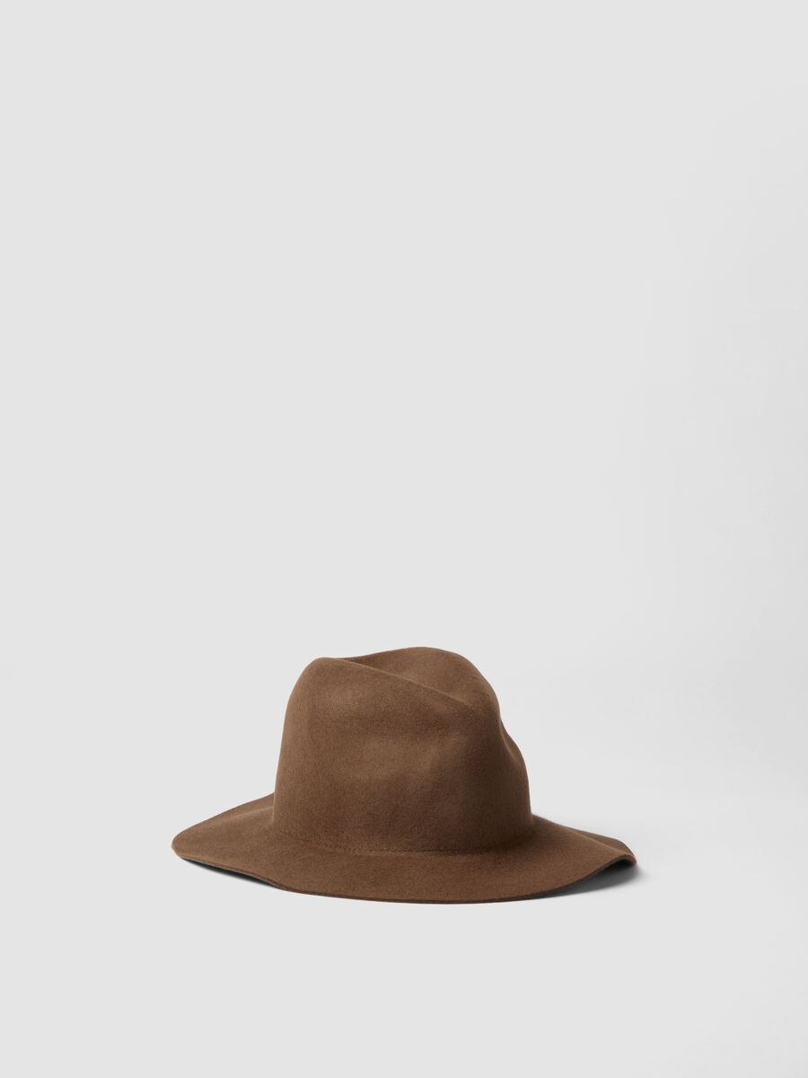 Cappello marrone in pura lana con ricamo a mano_1