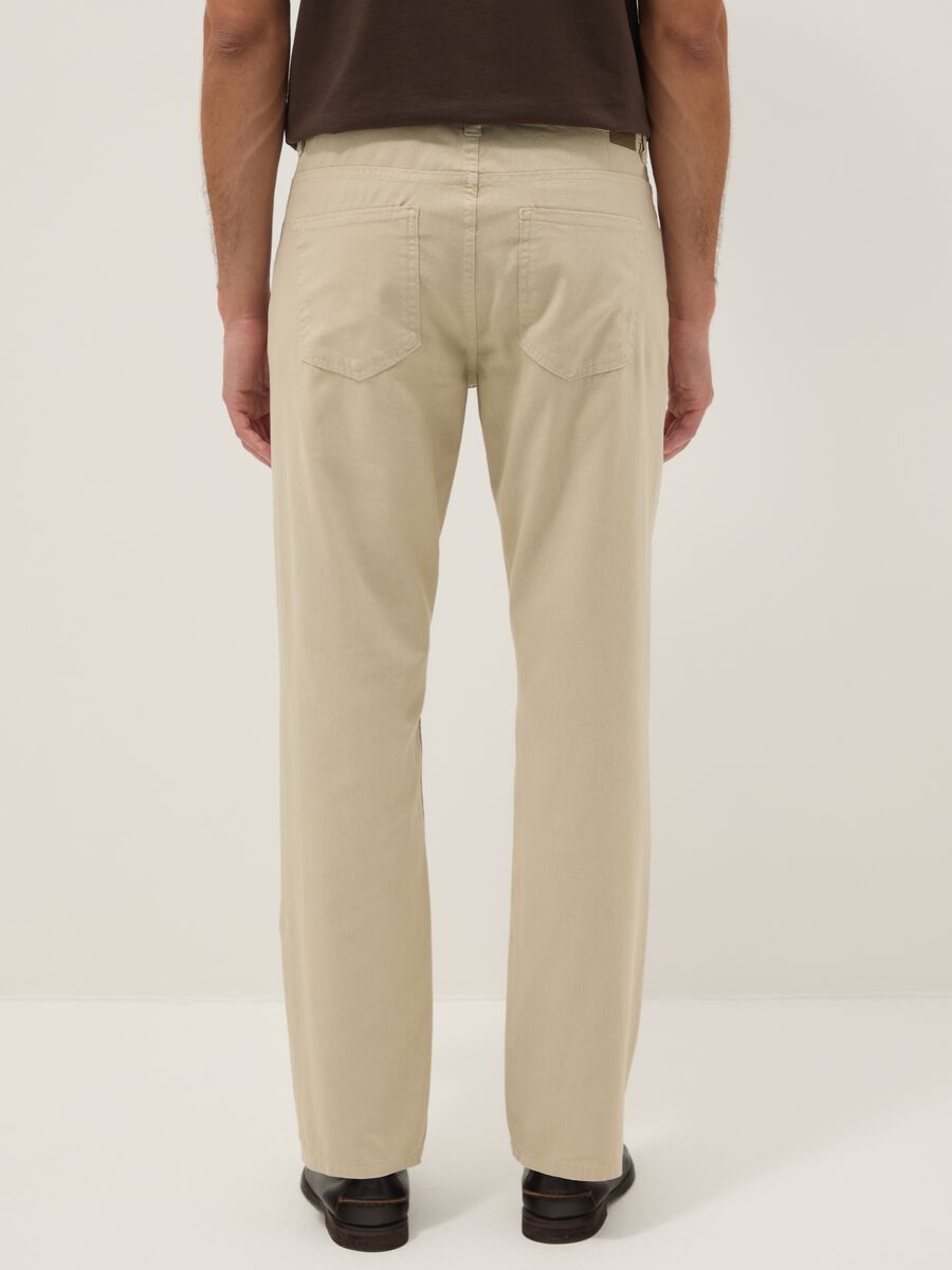 Beige casual linen-blend regular-fit trousers_2