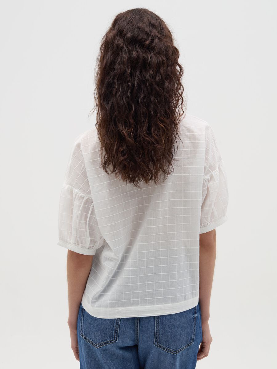 Blouse with raised stitching_2