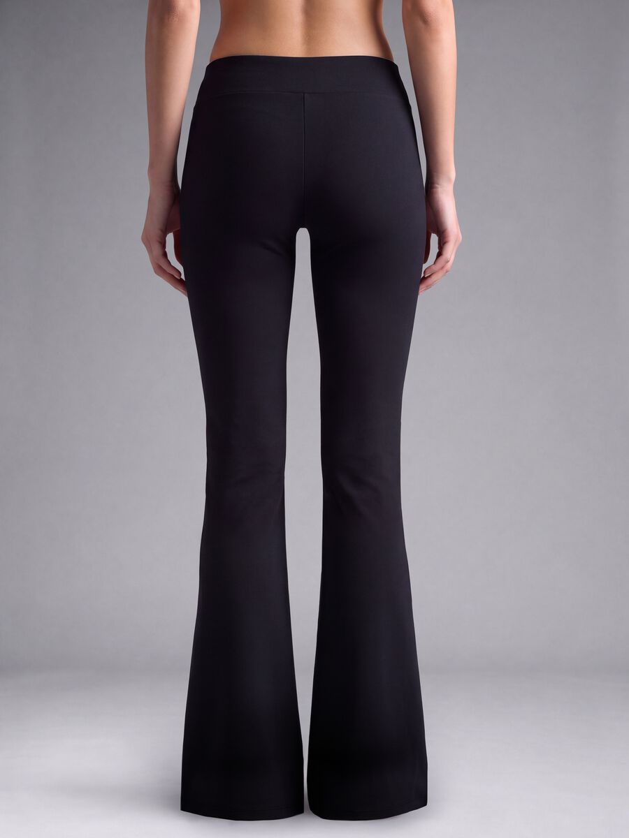 Pantaloni neri flare in tessuto elasticizzato ALTAVIA STUDIO_3