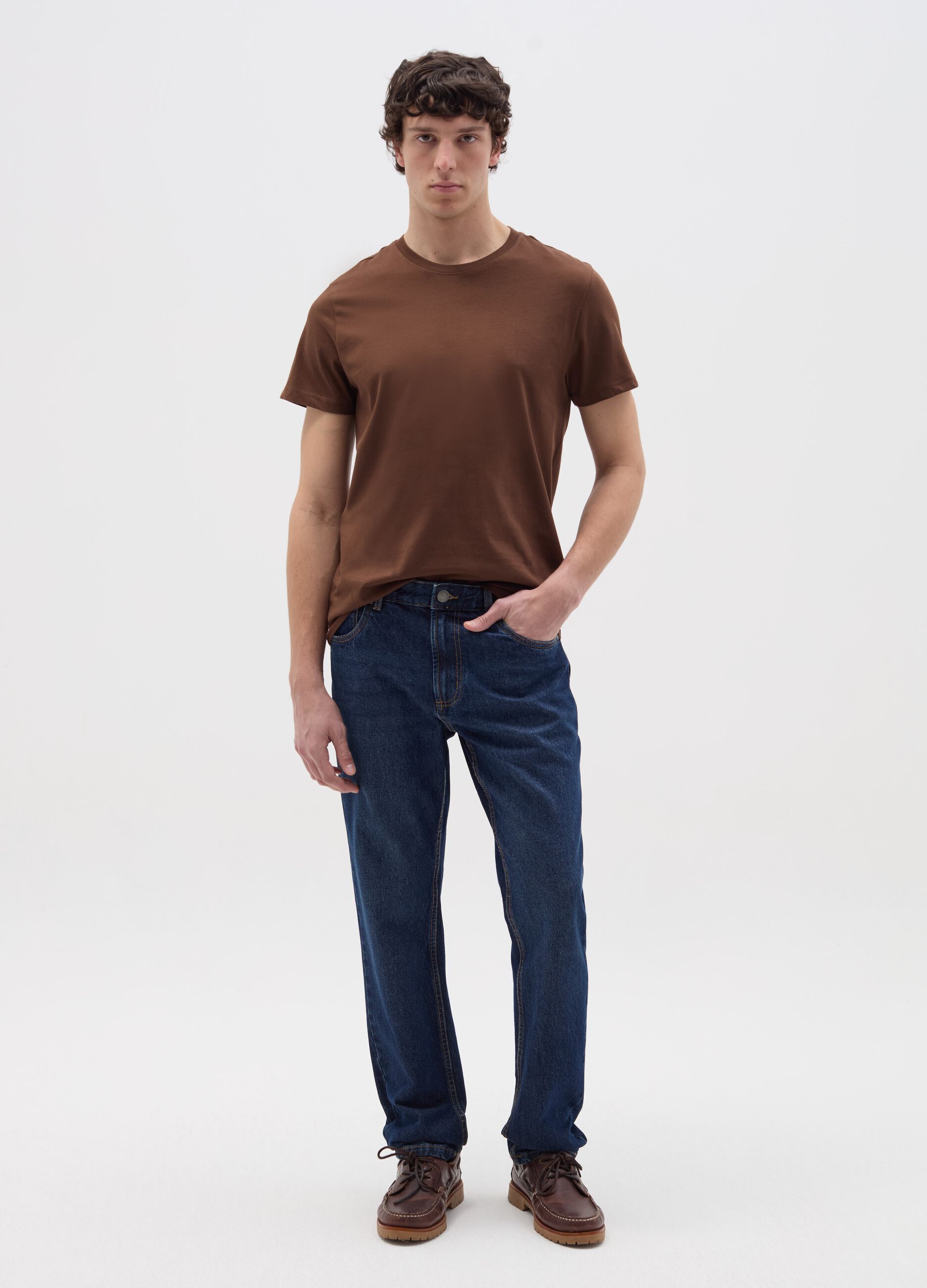 Relaxed-fit T-shirt with round neck