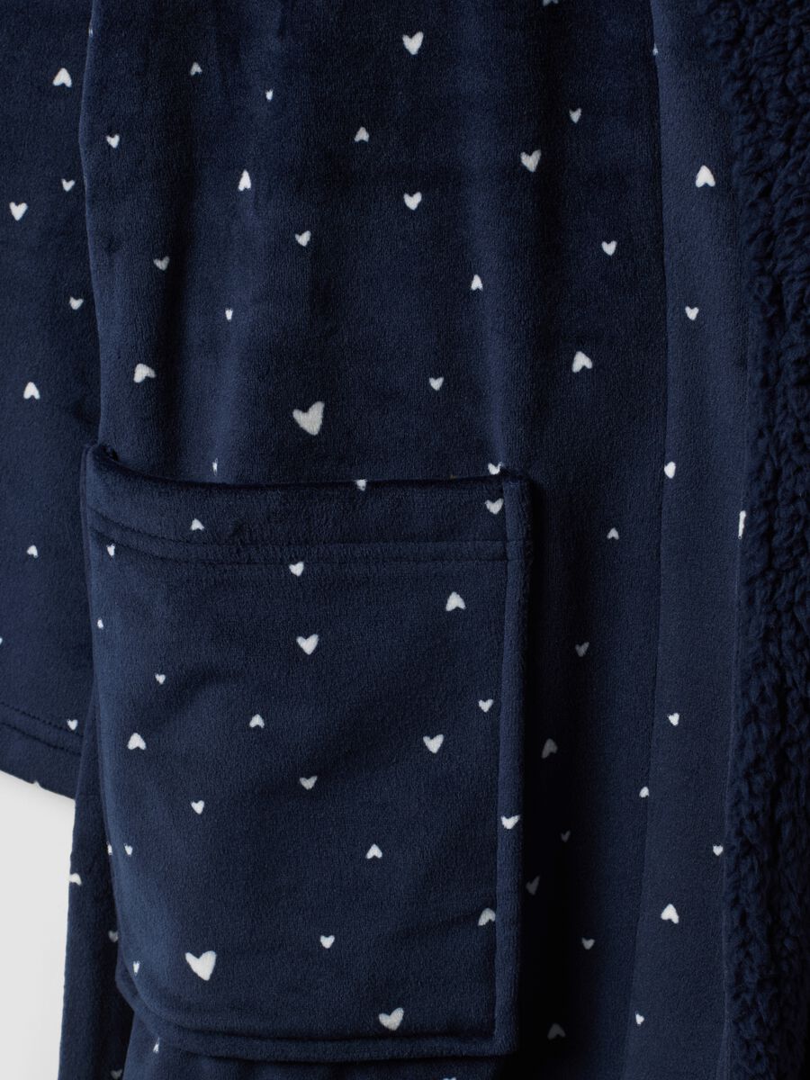 Vestaglia chenille blu in tessuto elasticizzato con cuori_1