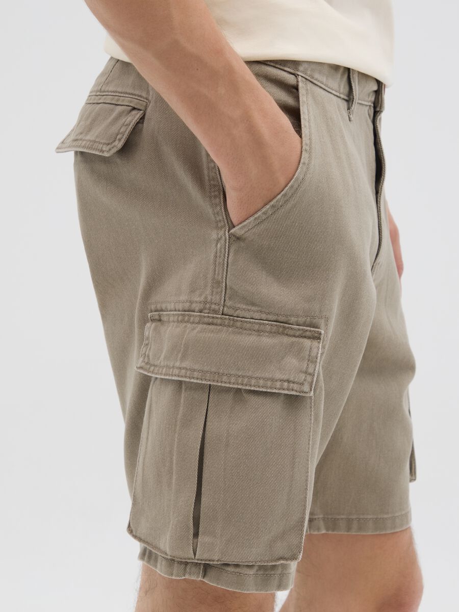 Men's Regular Fit Beige Cotton Shorts_2
