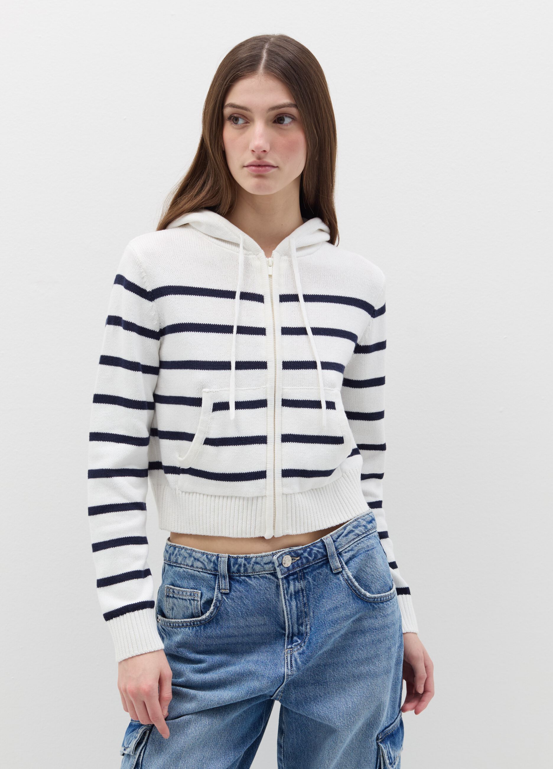 Cardigan full-zip con cappuccio