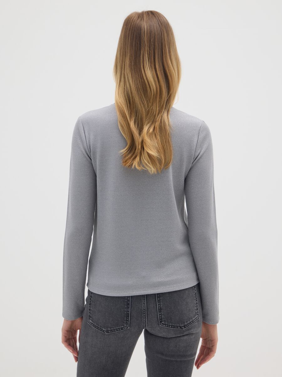 Maglia grigia a maniche lunghe elasticizzata_2