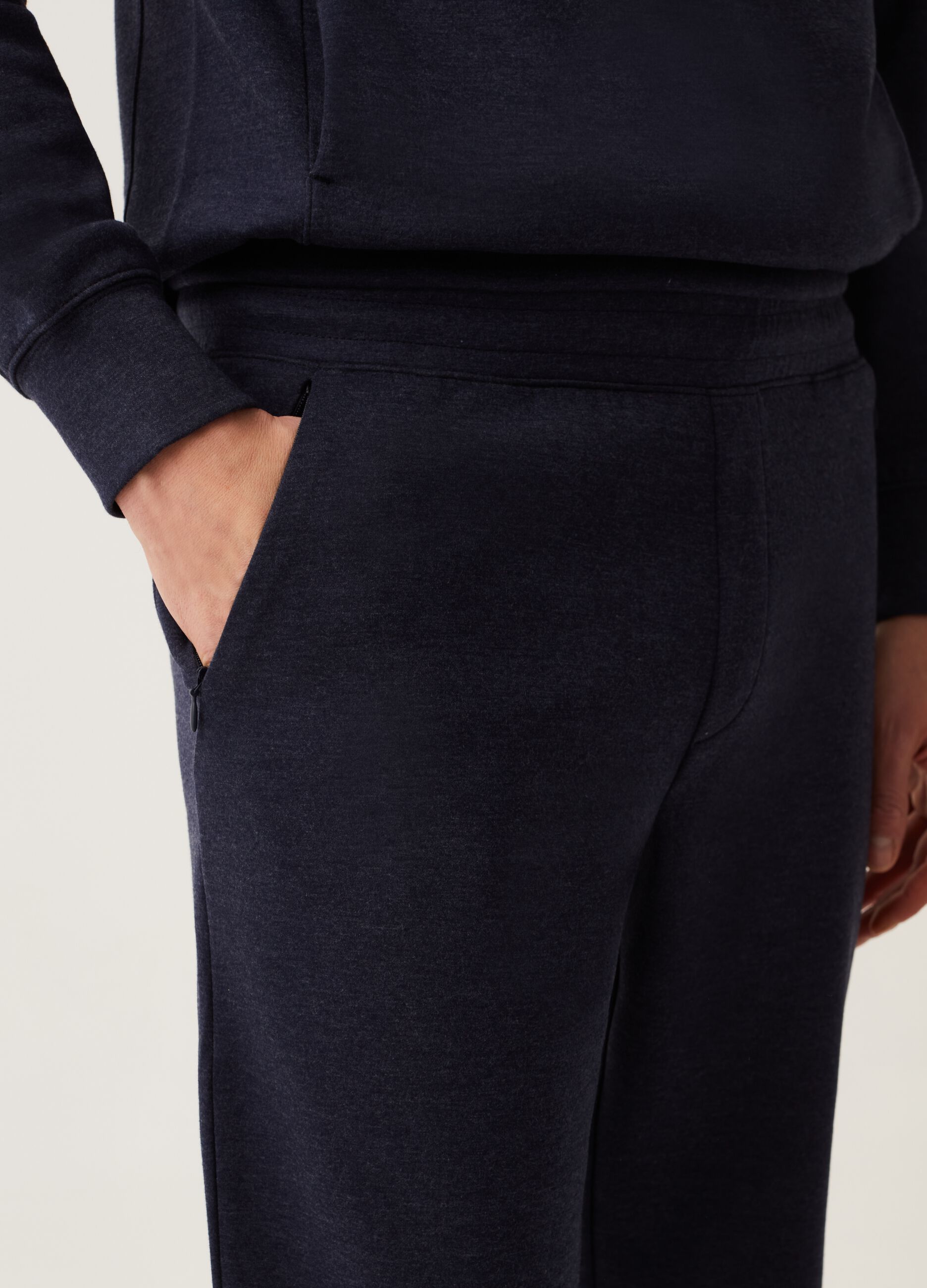 Joggers stretch OVS Tech_3
