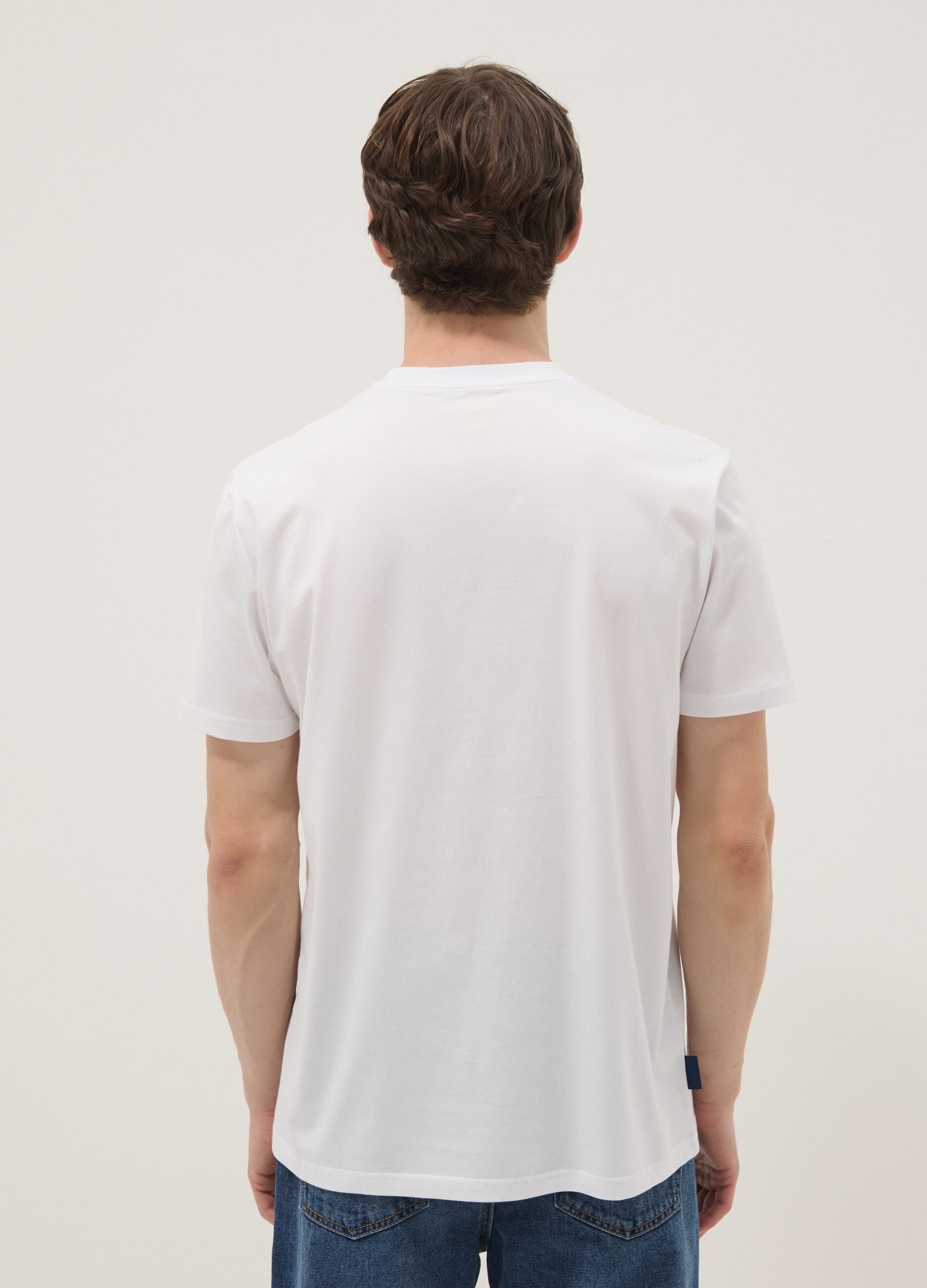 White pure cotton T-shirt with applied print, regular fit