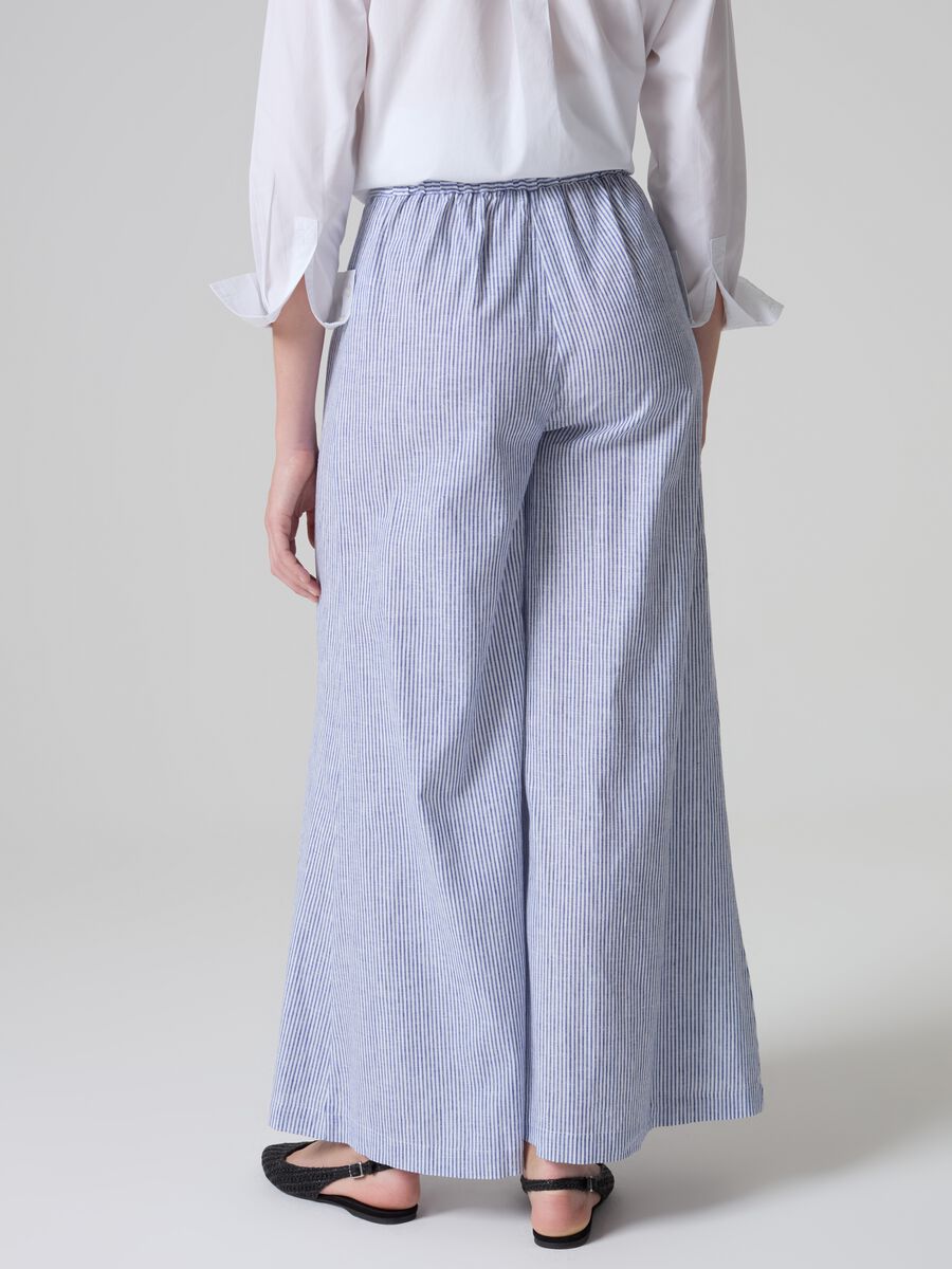Flare-fit wide-leg trousers_3