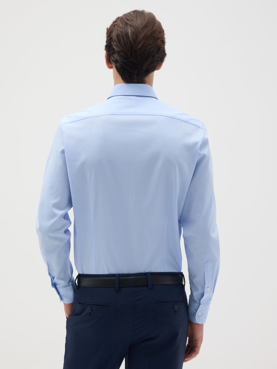 Camicia da uomo in puro cotone azzurra slim fit_1