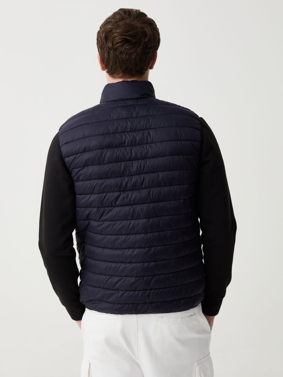 Ultralight quilted gilet with high neck_3