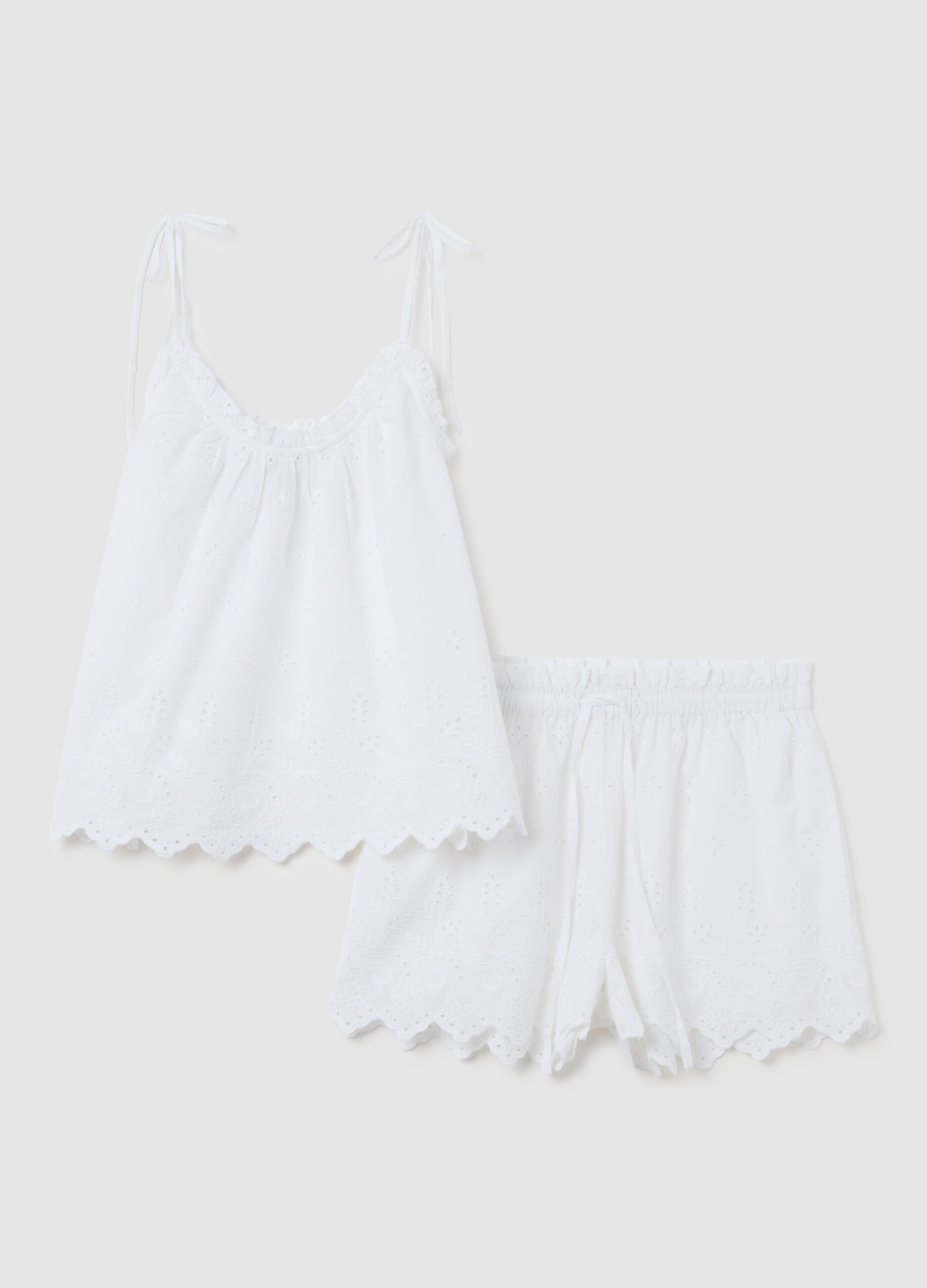 Women's white pure cotton regular fit top and shorts set