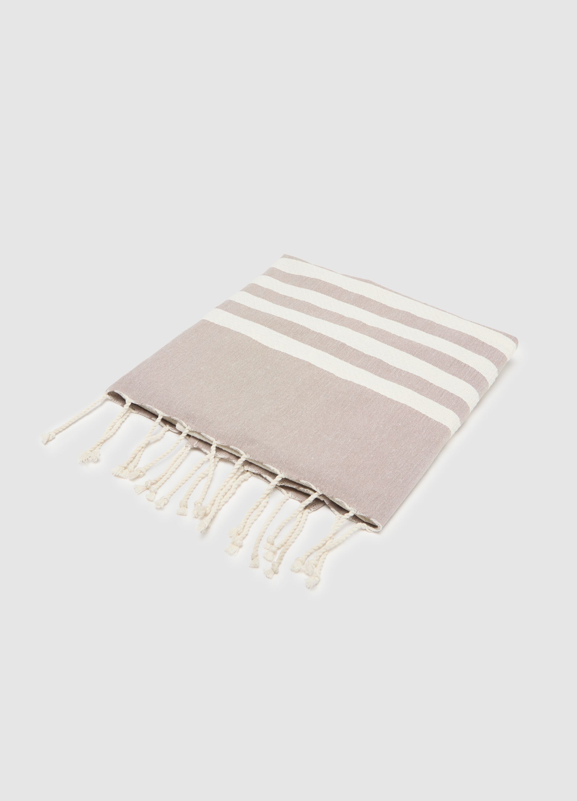 Multicoloured pure cotton beach towel with fringes