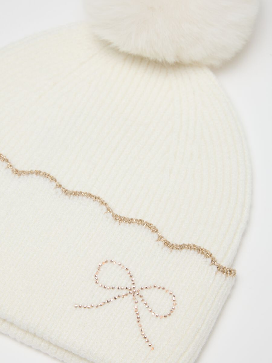 White girls' hat with pom pom_1