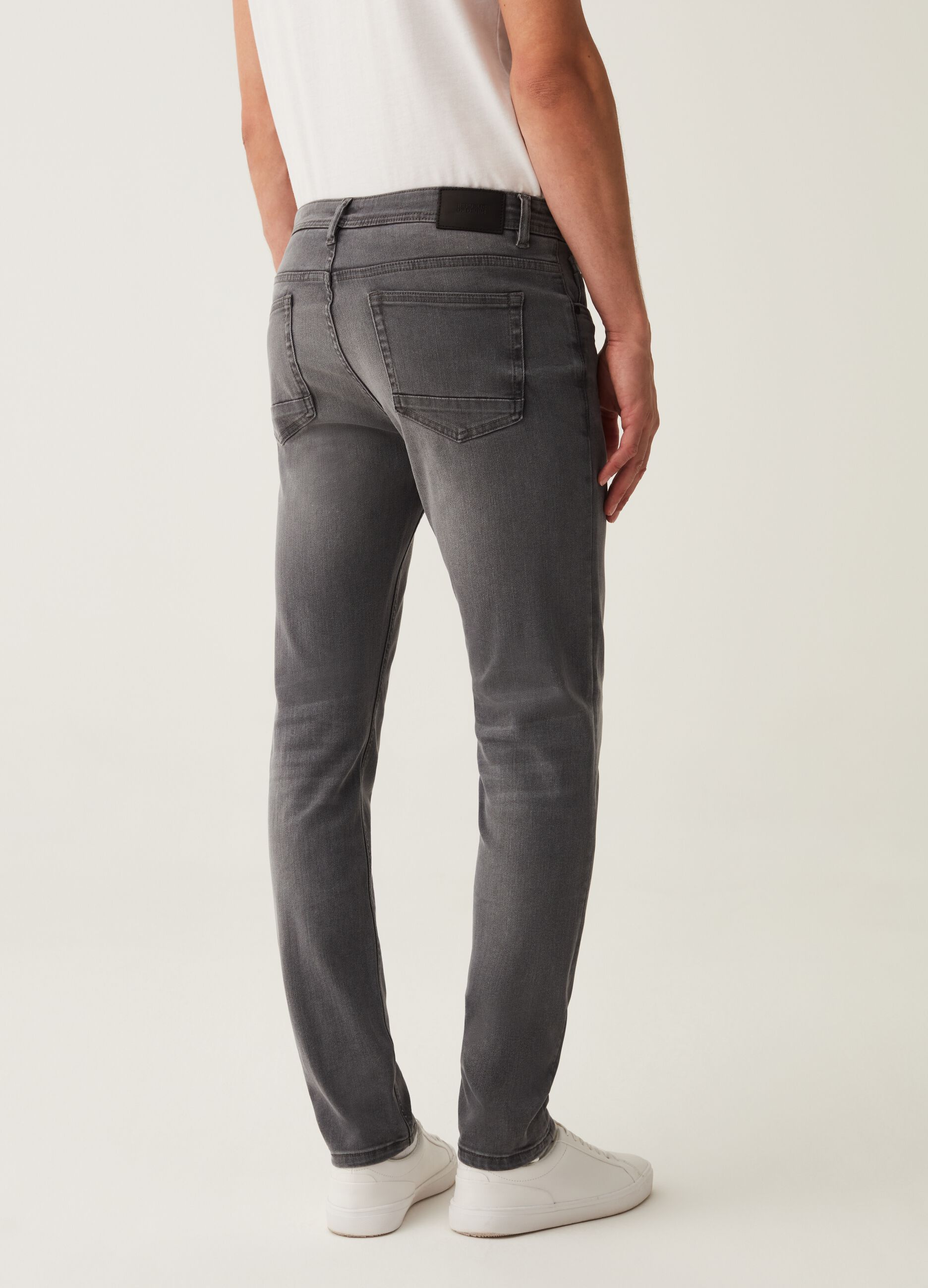 Jeans skinny fit con scoloriture_2