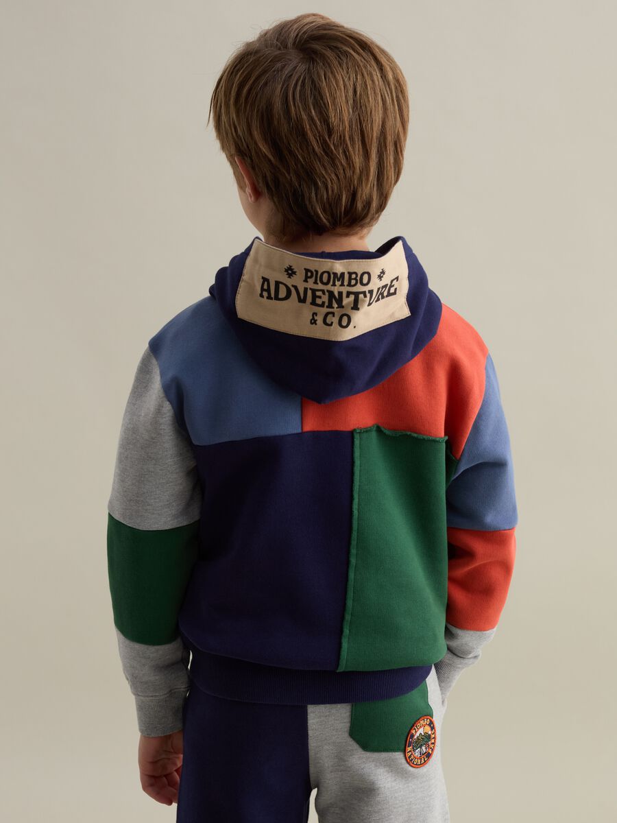 Patchwork-effect sweatshirt with hood_2