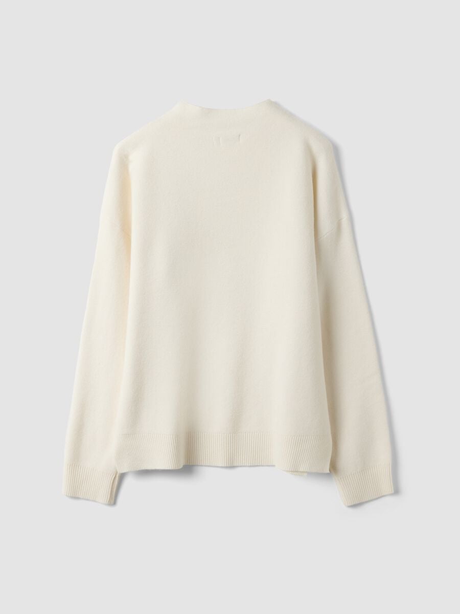 Maglia sabbia in misto viscosa con ricamo paillettes regular fit_6