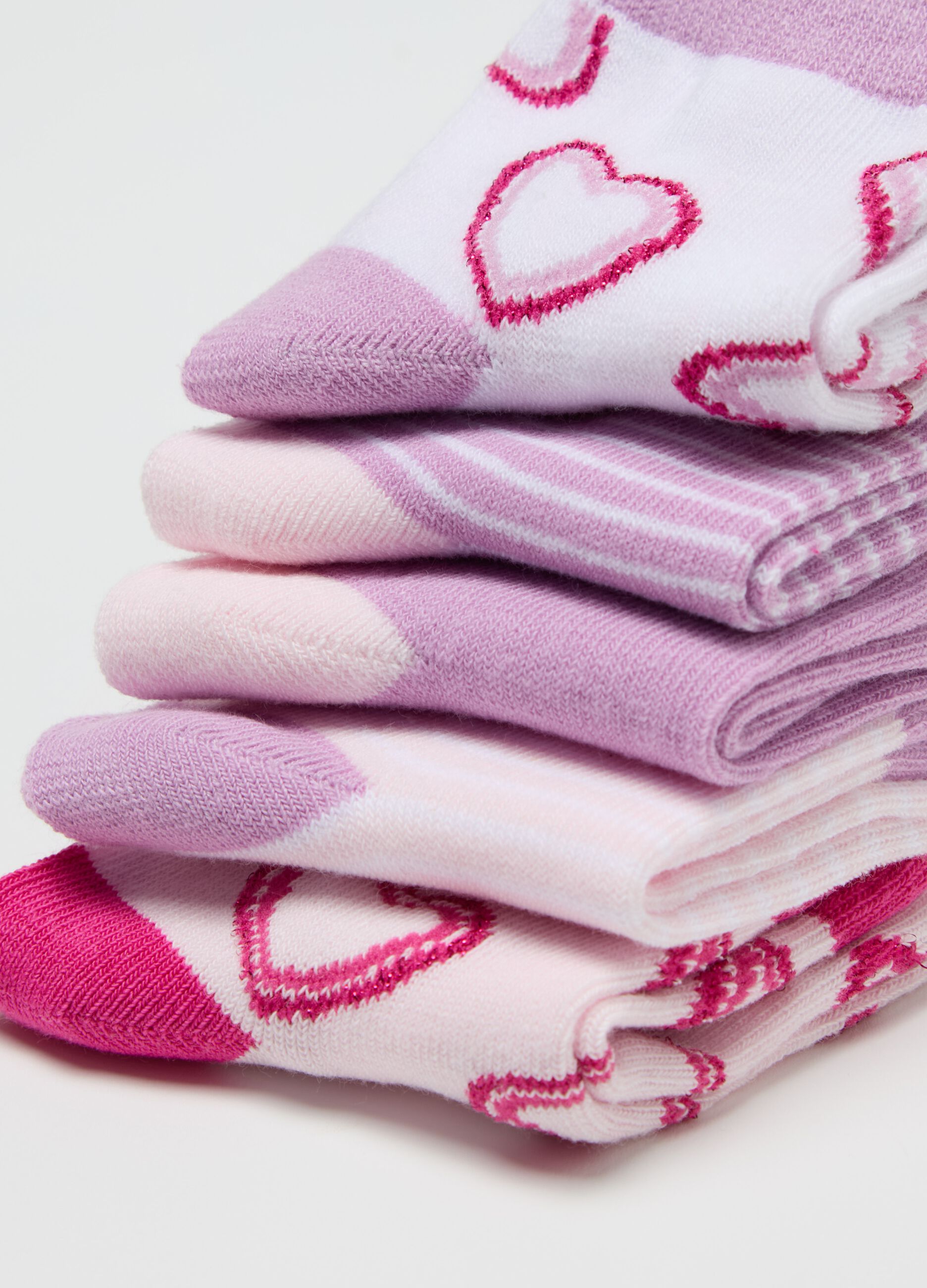 Five-pair pack stretch socks with hearts design