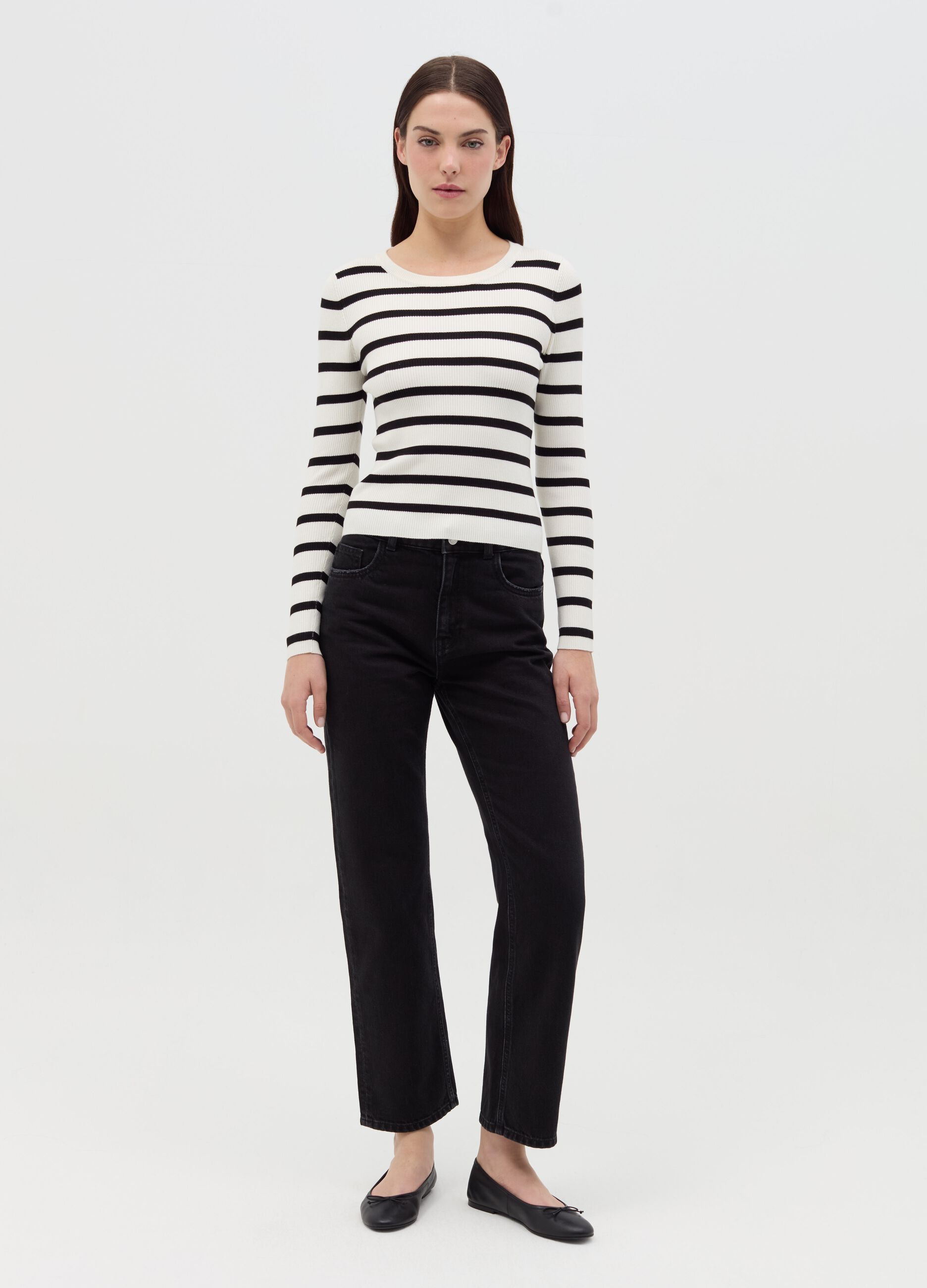 Ribbed top with striped pattern